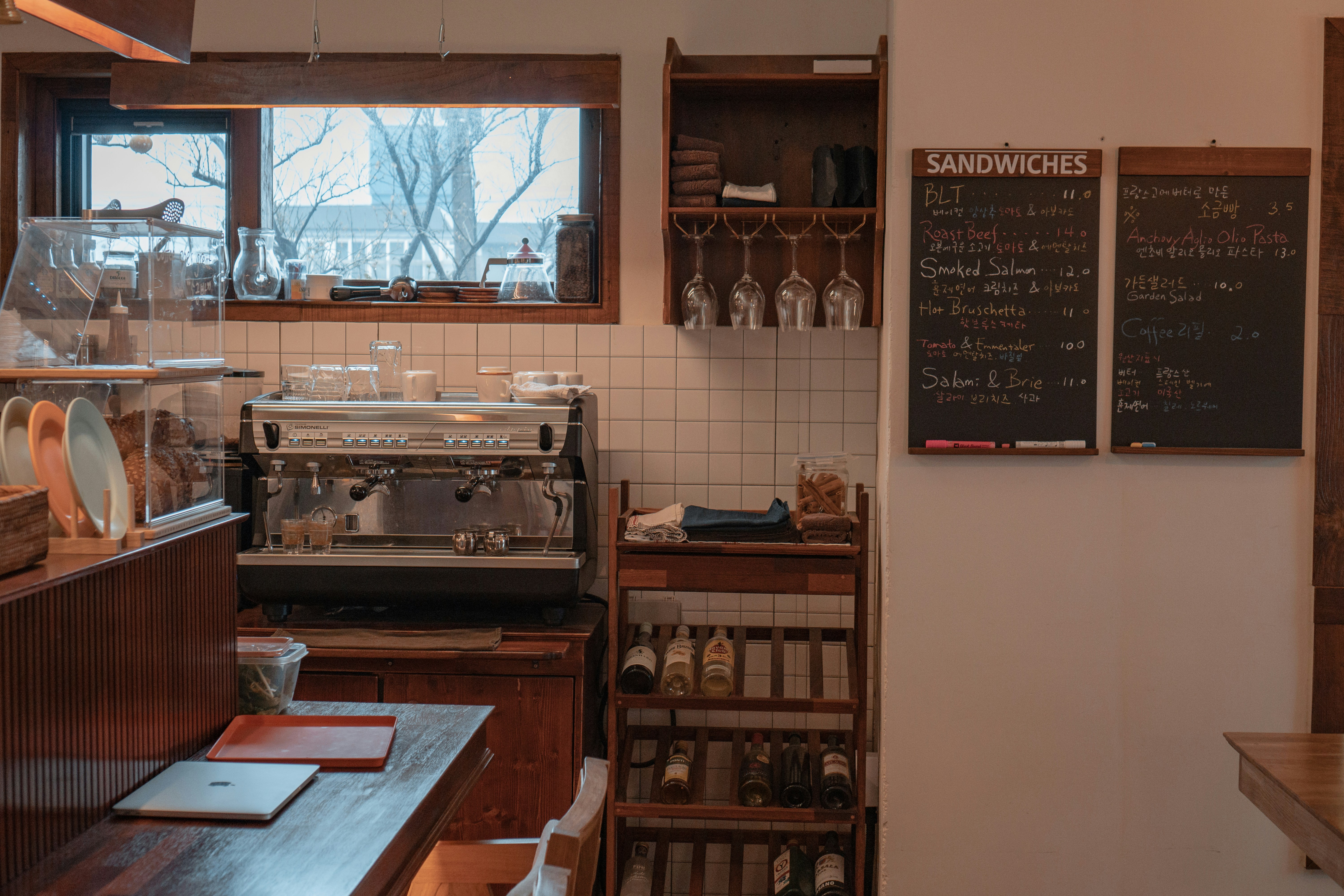 상업공간 인테리어? 현명한 비교 견적이 핵심!