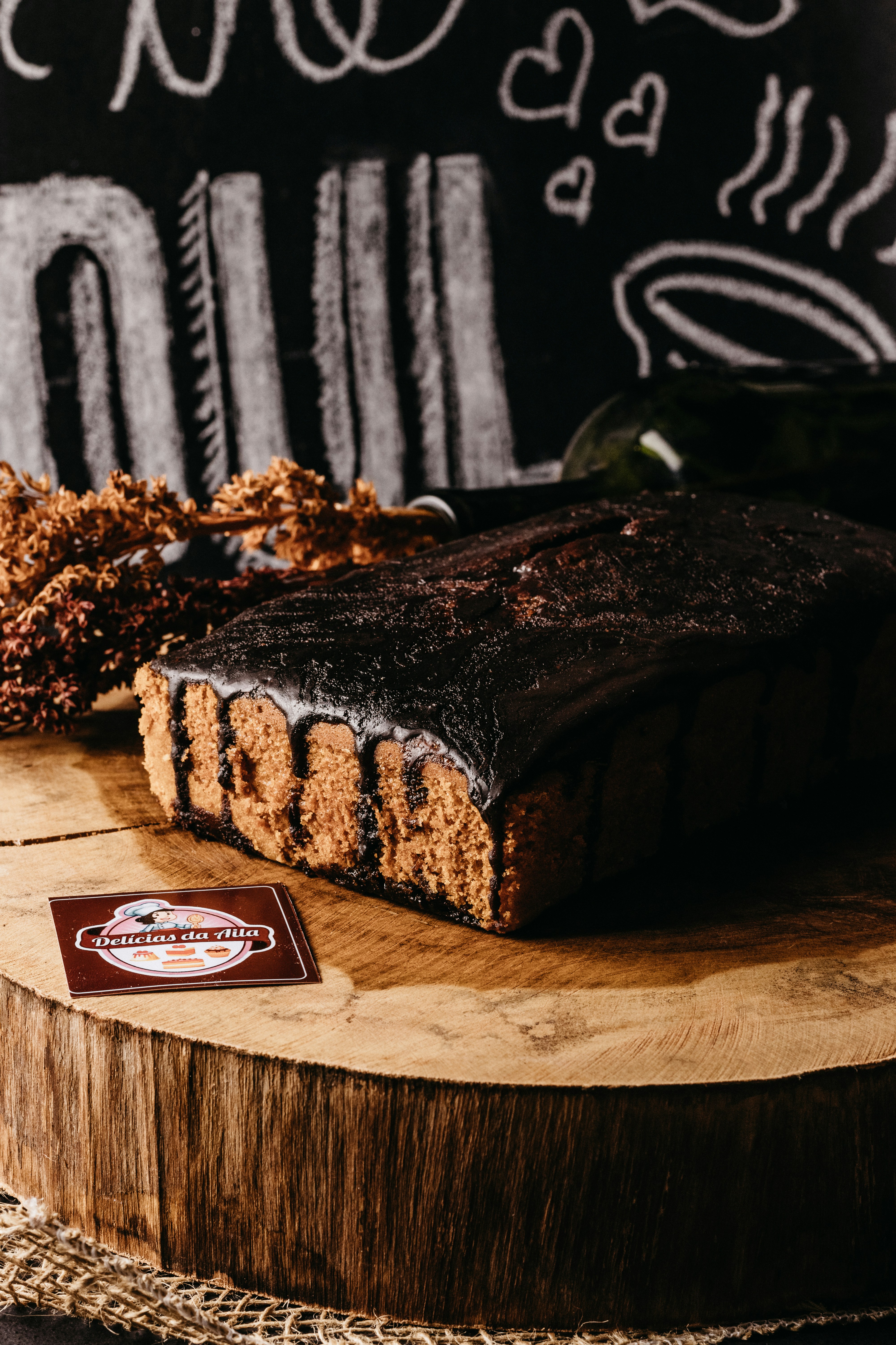 Receita Clássica de Bolo de Cenoura com Calda de Chocolate que Nunca Falha