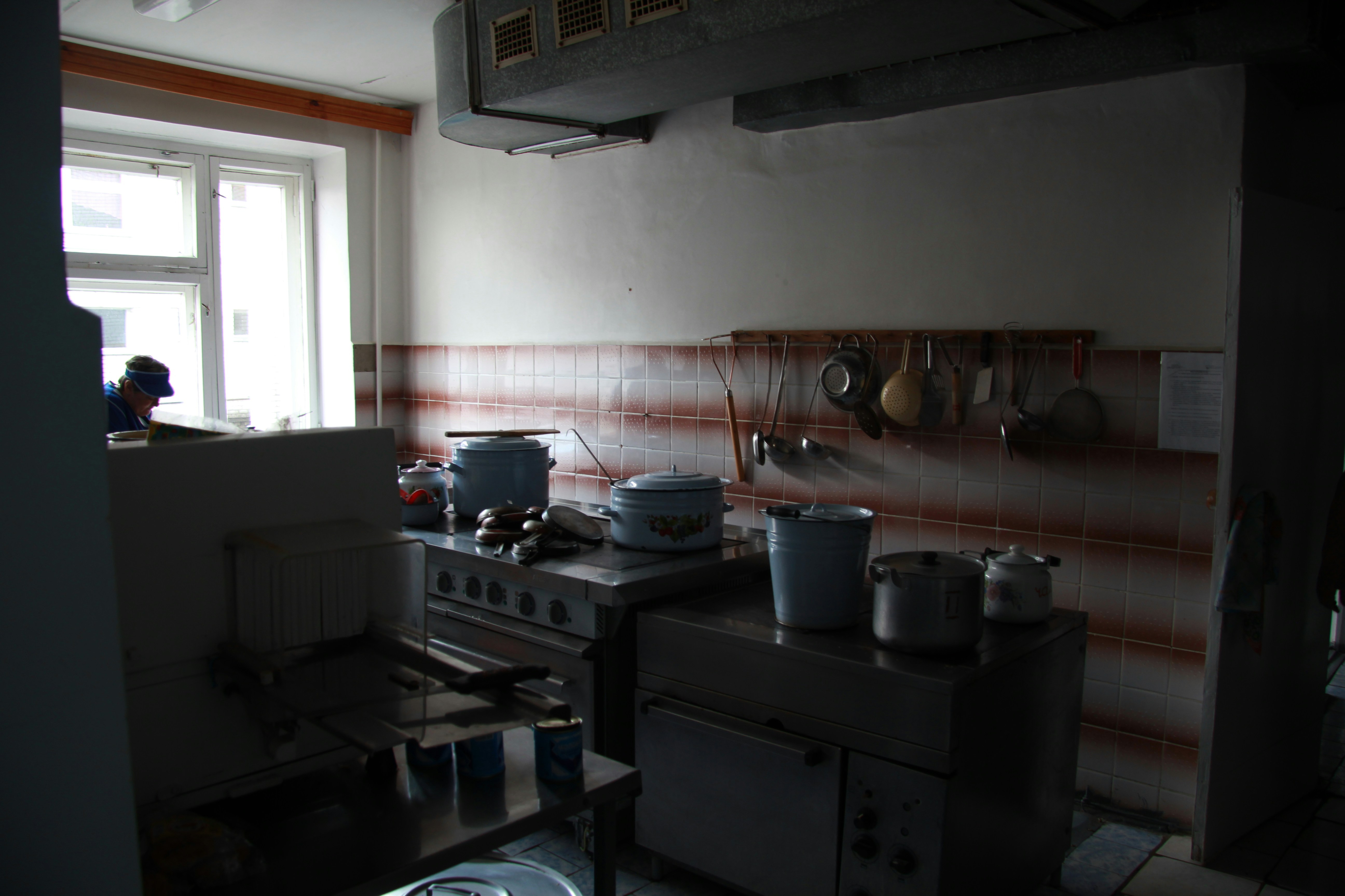 Kitchen chimney deep cleaning service