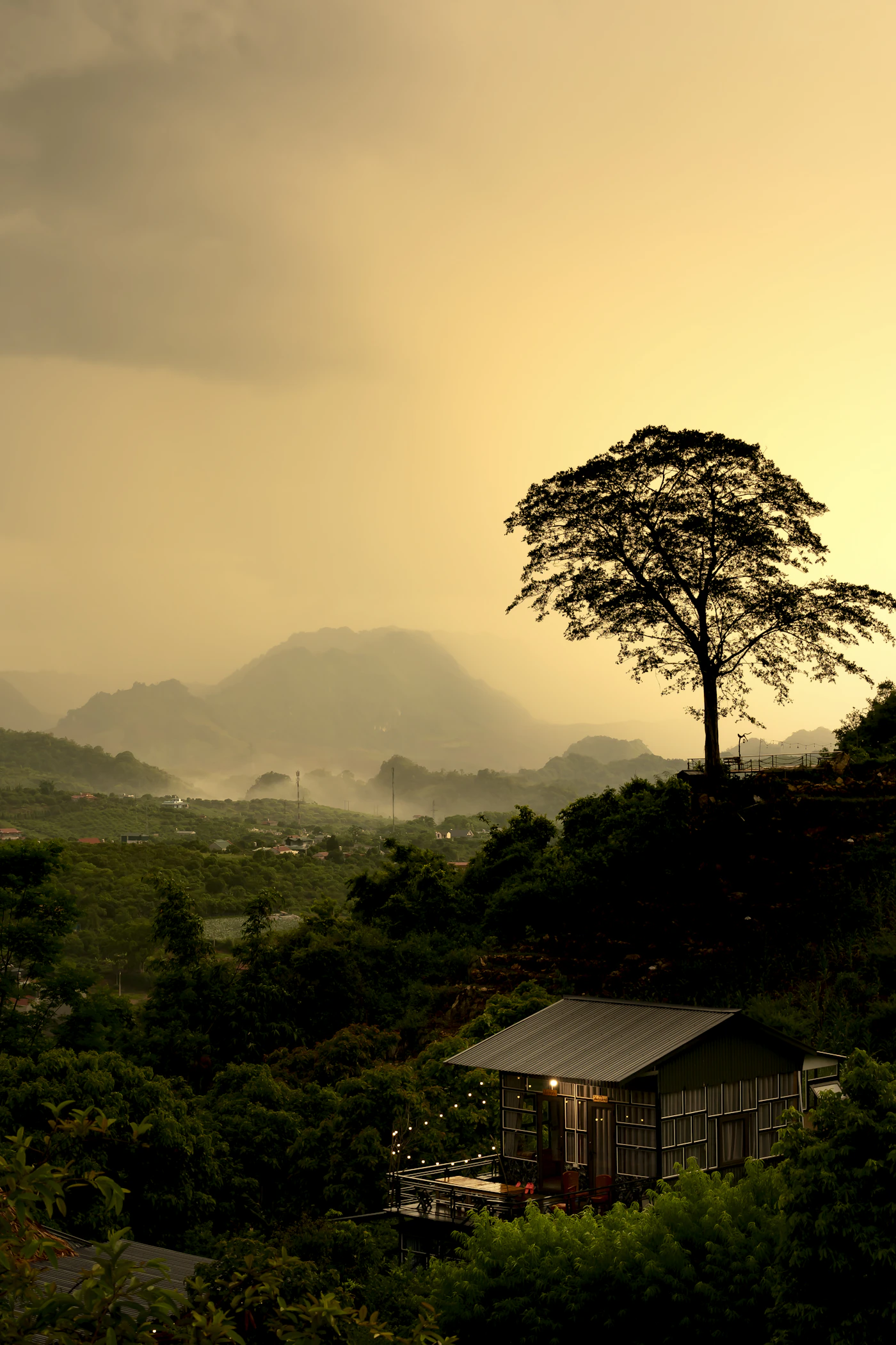 Hoàng hôn huyện Mộc Châu, Sơn La