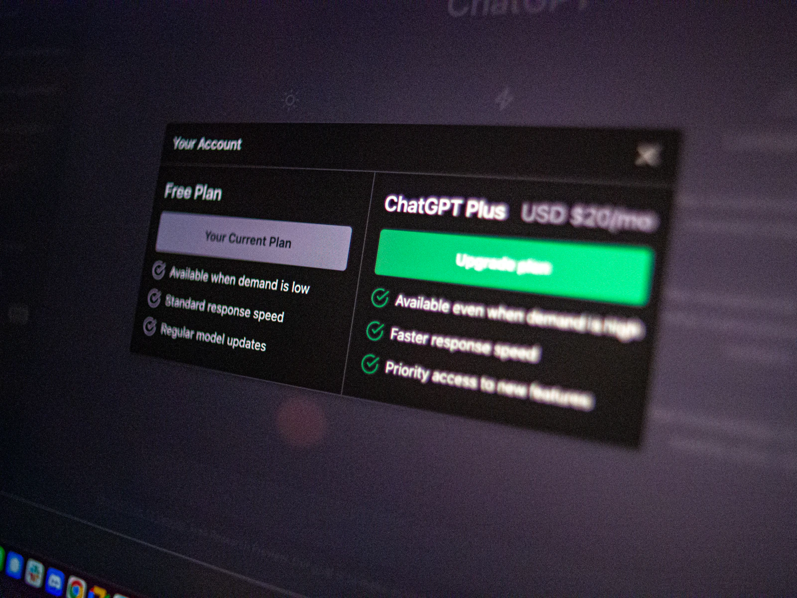 ChatGPT interface on screen: comparing AI for lawyers with ChatGPT