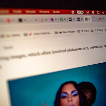 Cover Image for KEEPING TABS!