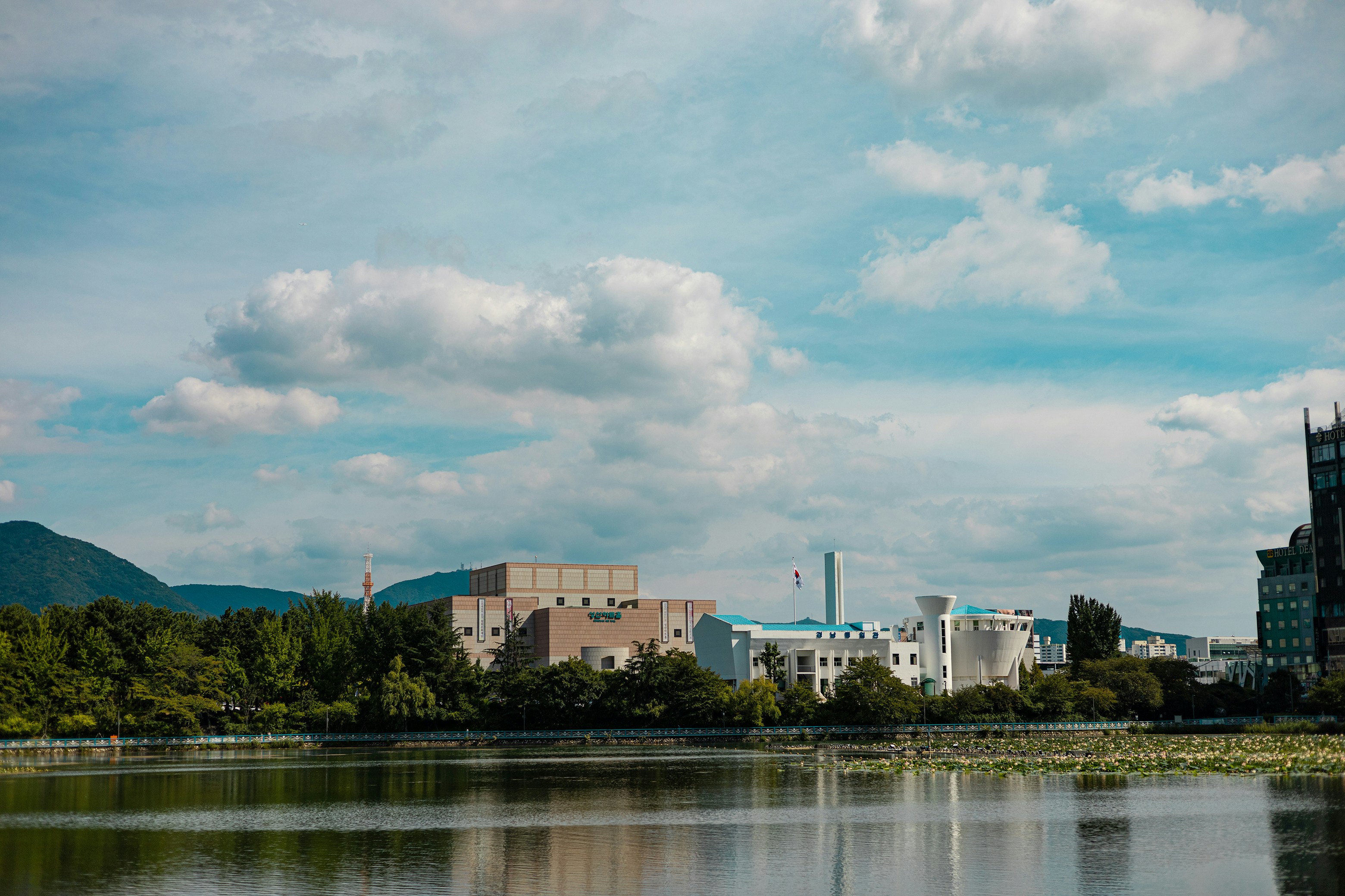 Photo by parkseongjin