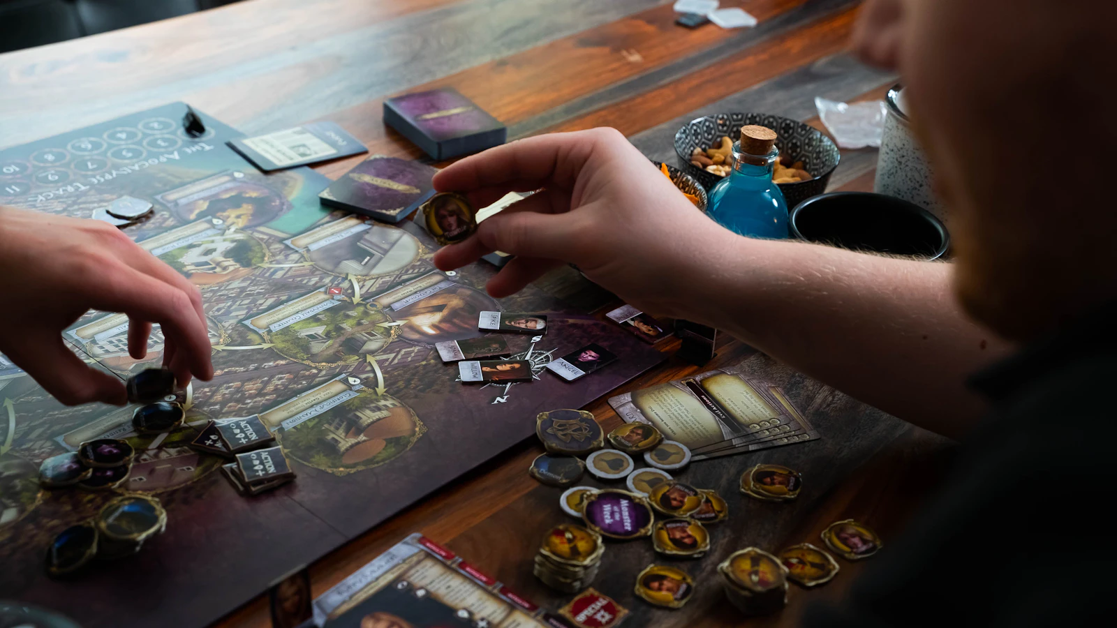 A febre dos jogos de tabuleiro modernos e dos puzzles diários: por que o mundo redescobriu o prazer de jogar