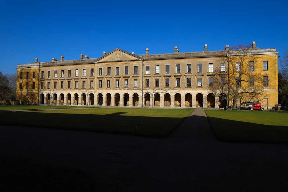 a large building with a lot of arches on the front of it