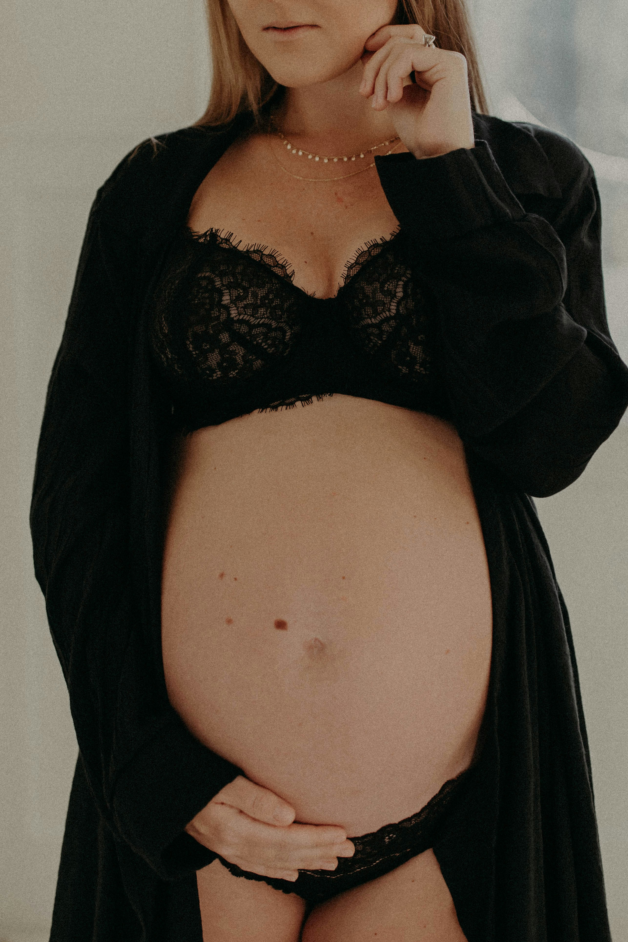 Maternity Fashion: Staying Stylish While Expecting