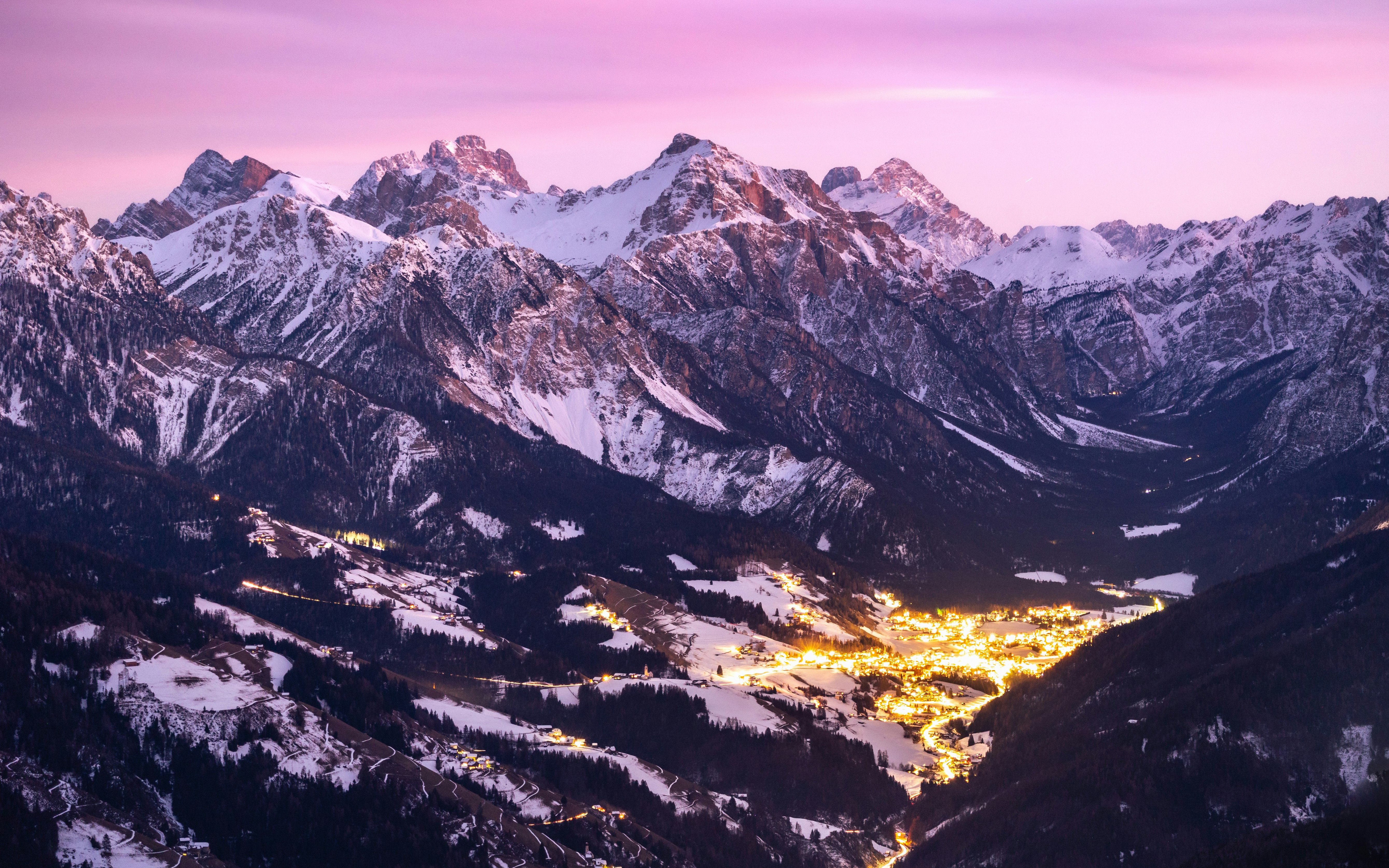 Photo by marekpiwnicki