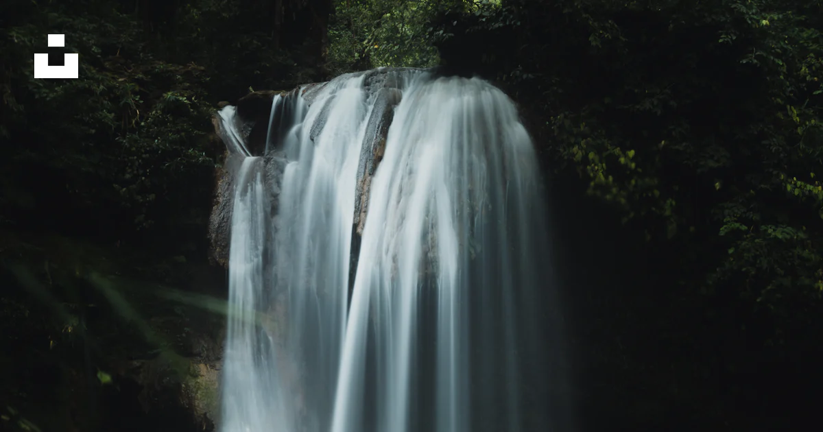 Dy Riw A large waterfall in the middle of a forest photo – Free Uttarakhand ...