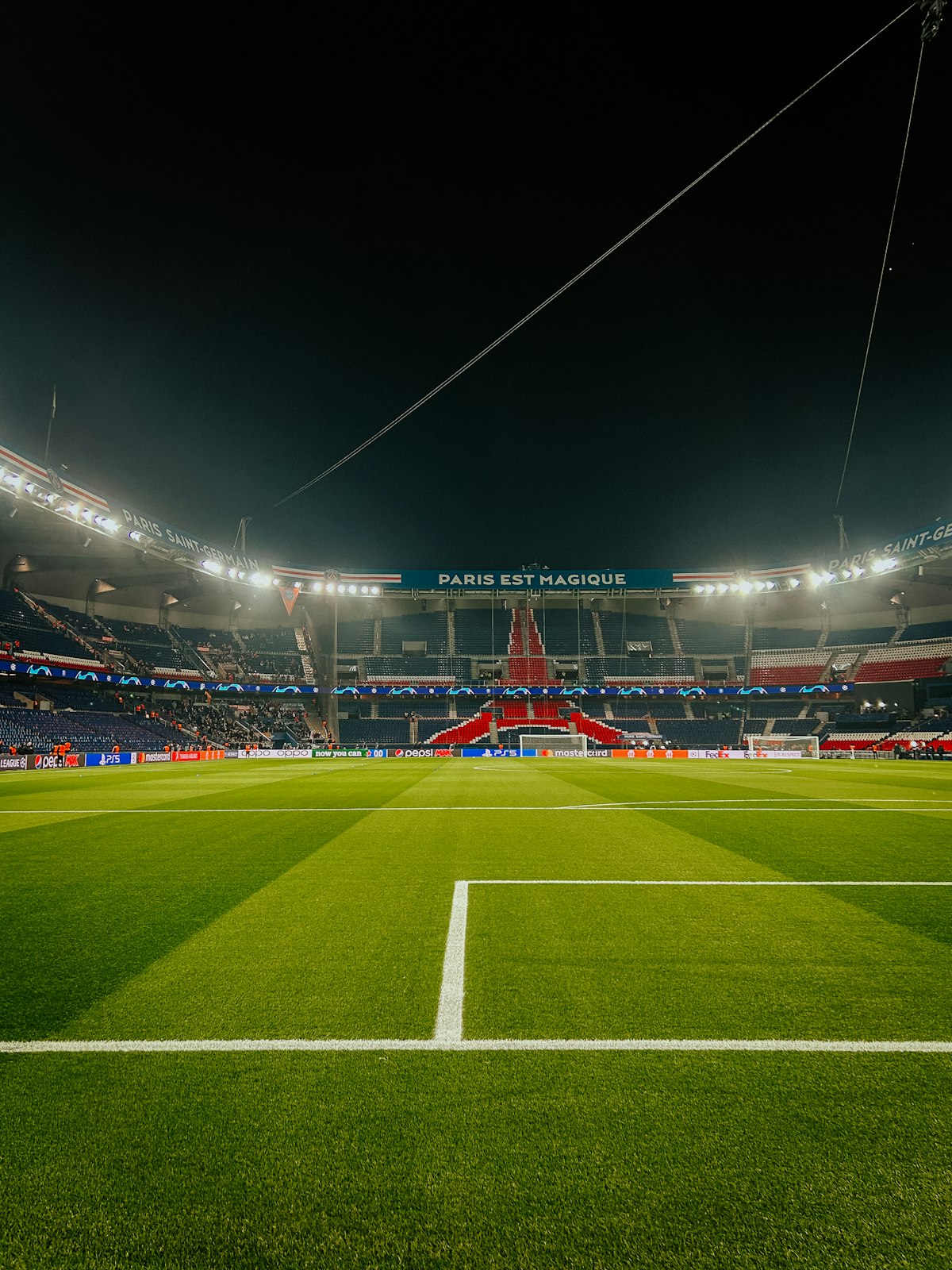 Richards Trains Solo, USMNT Awaits World Cup Verdict