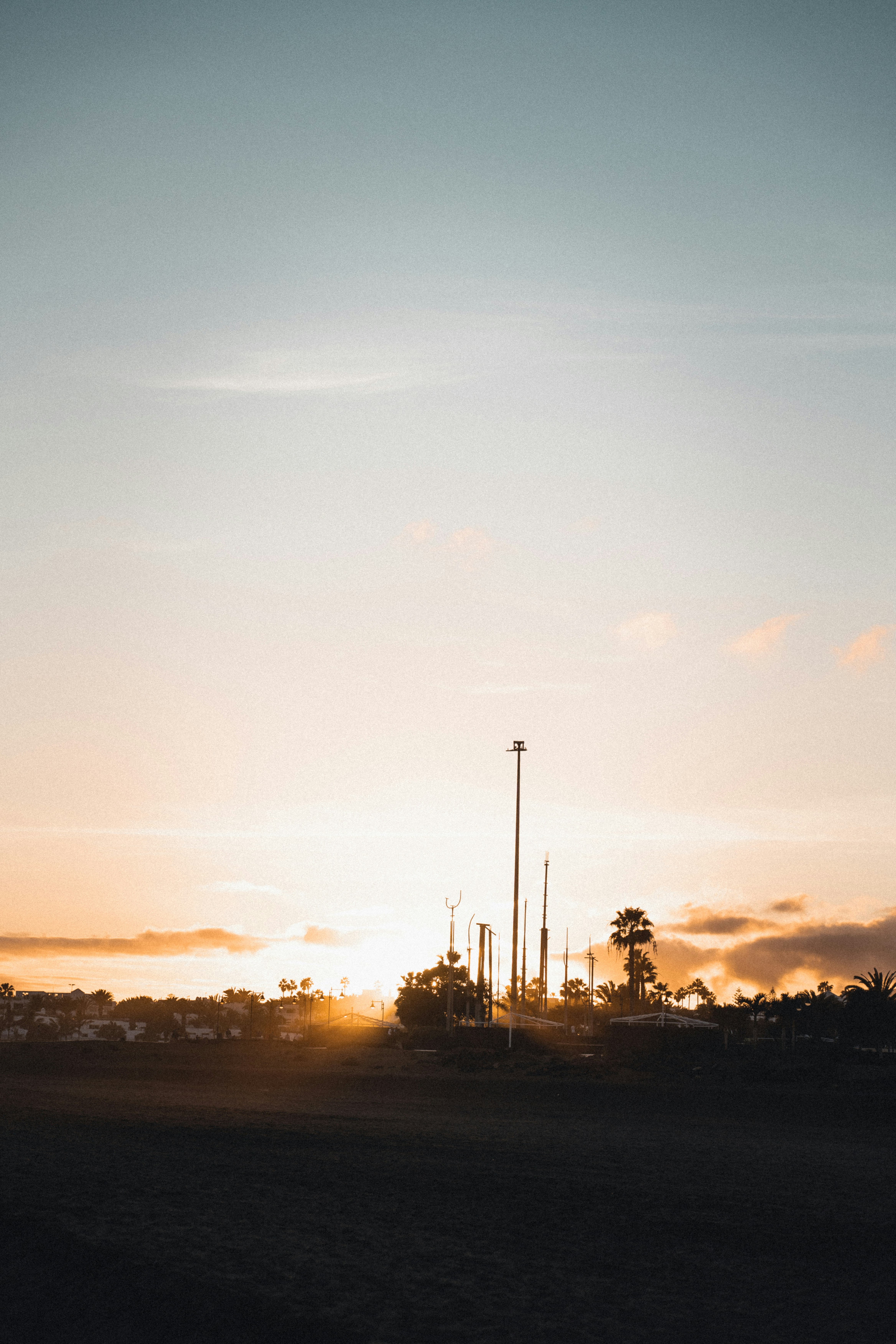 Photo by frederikloewer