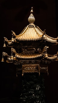 A beautifully crafted accessory featuring auspicious symbols.