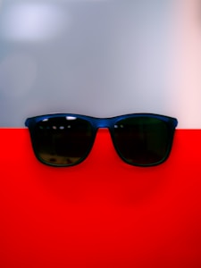 Minimalist Sunwear
