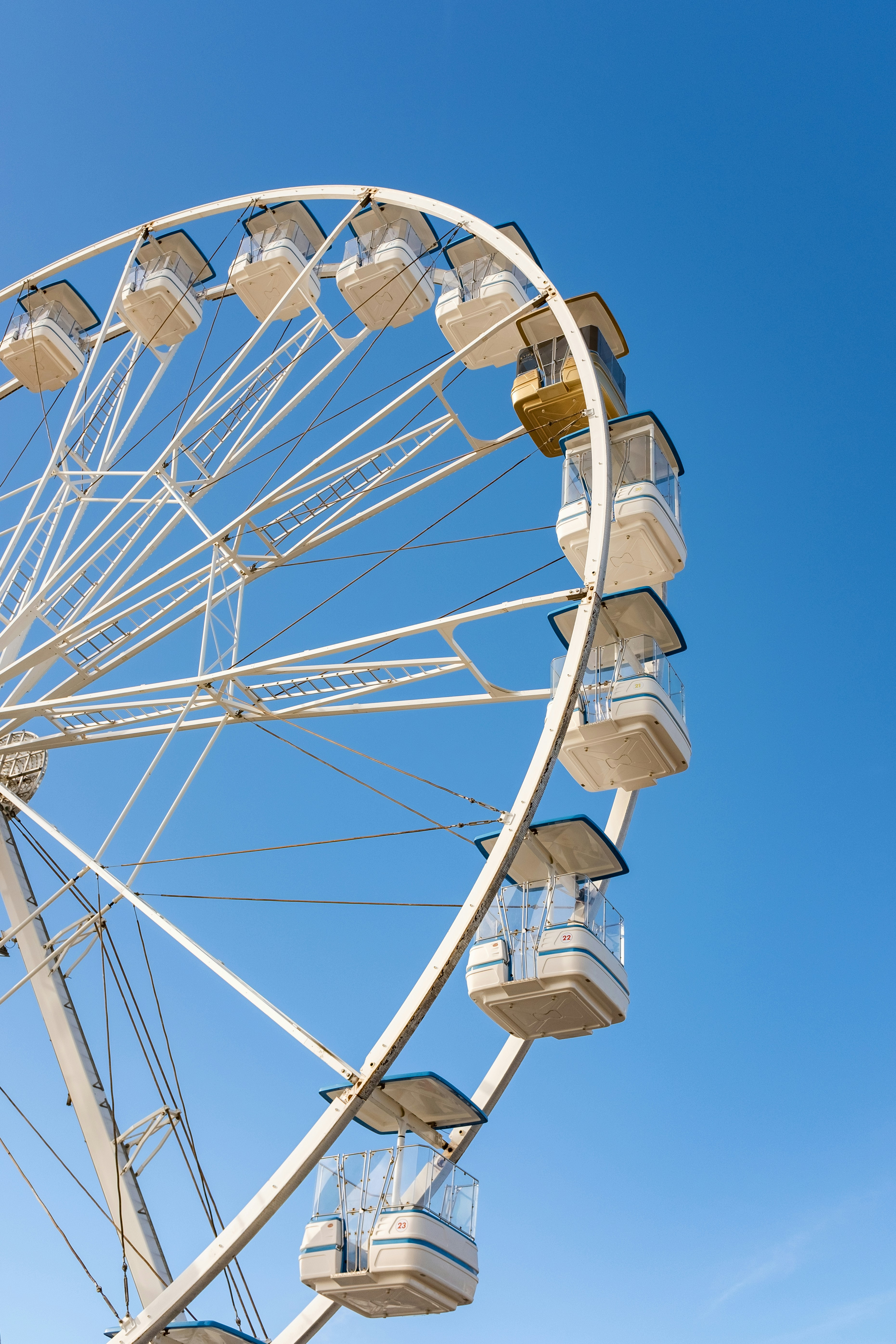 Photo by bernardhermant