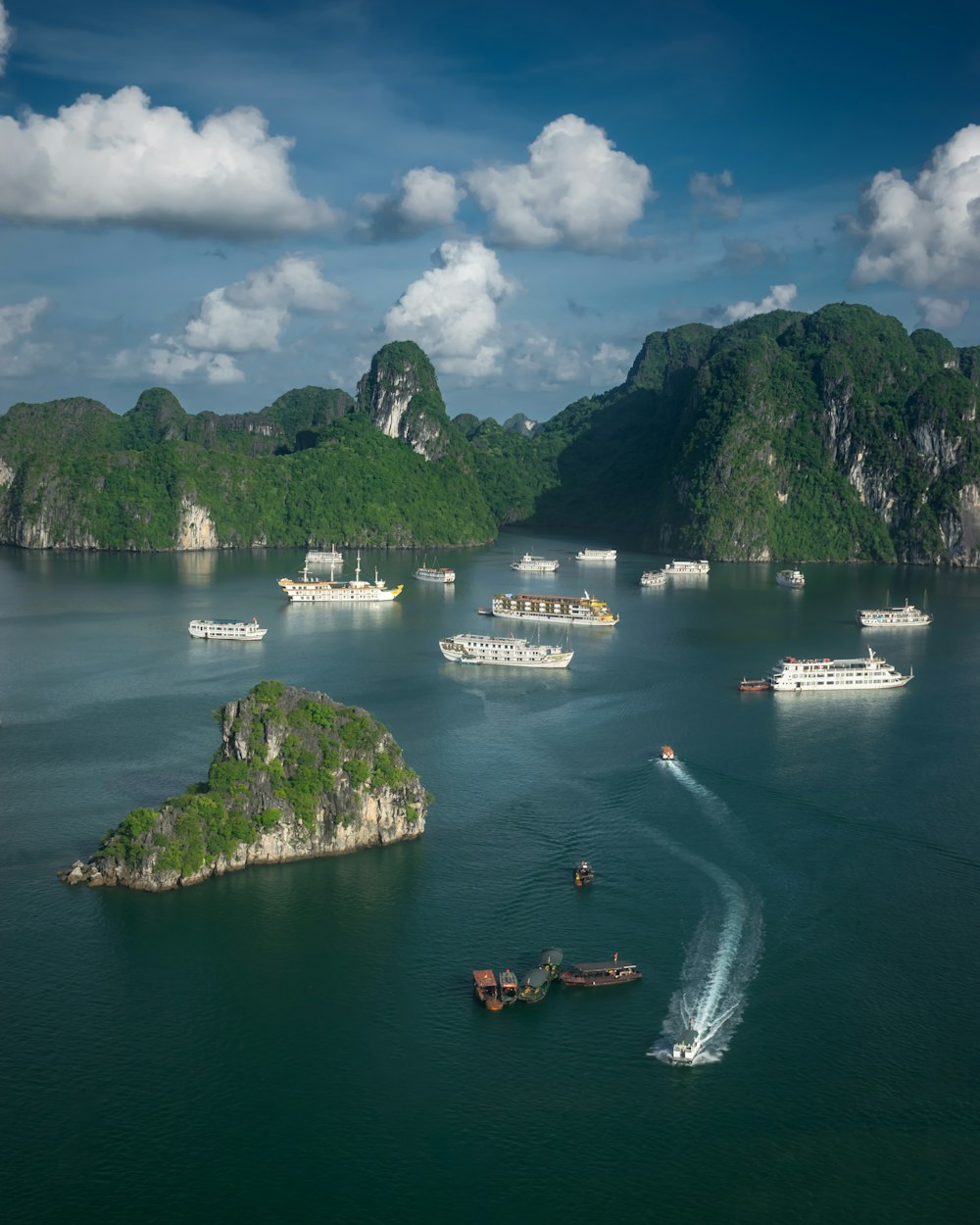 a large body of water filled with lots of boats