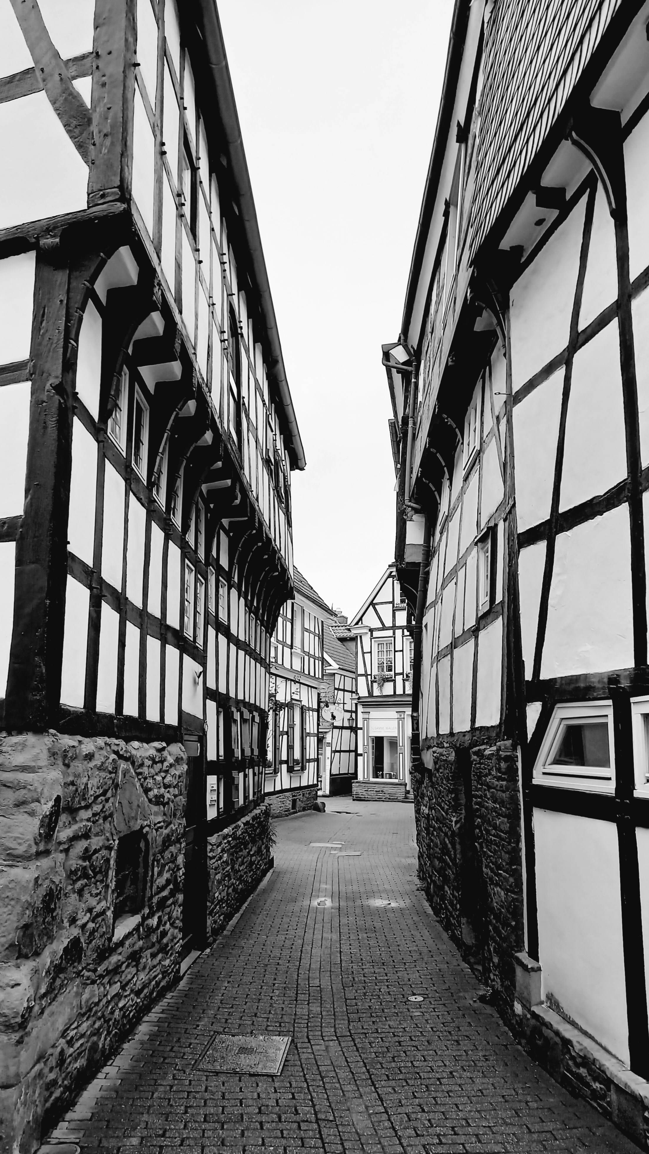 Photo by frankweichelt