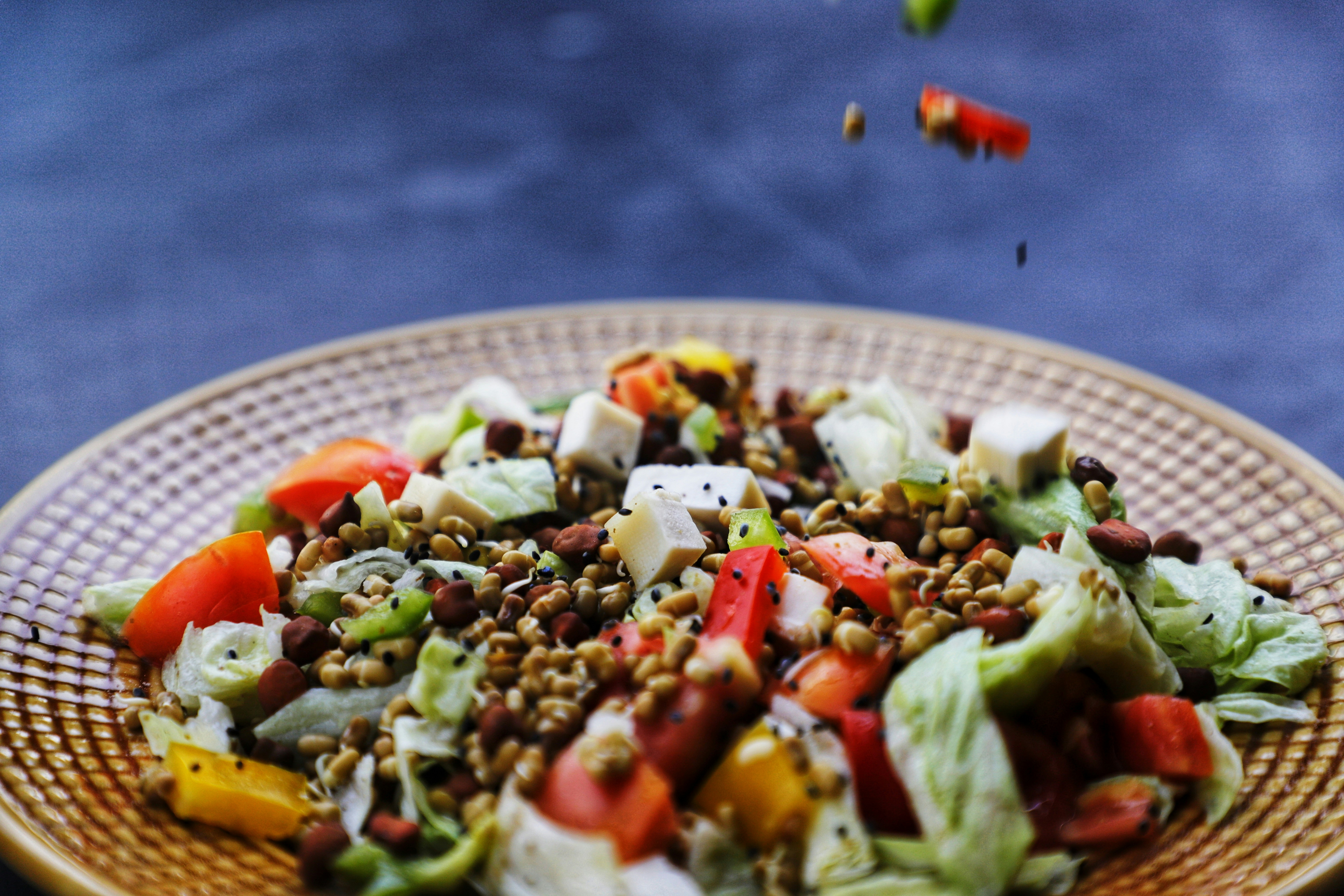 Delicious Avocado and Chickpea Salad: A Nutritious Delight