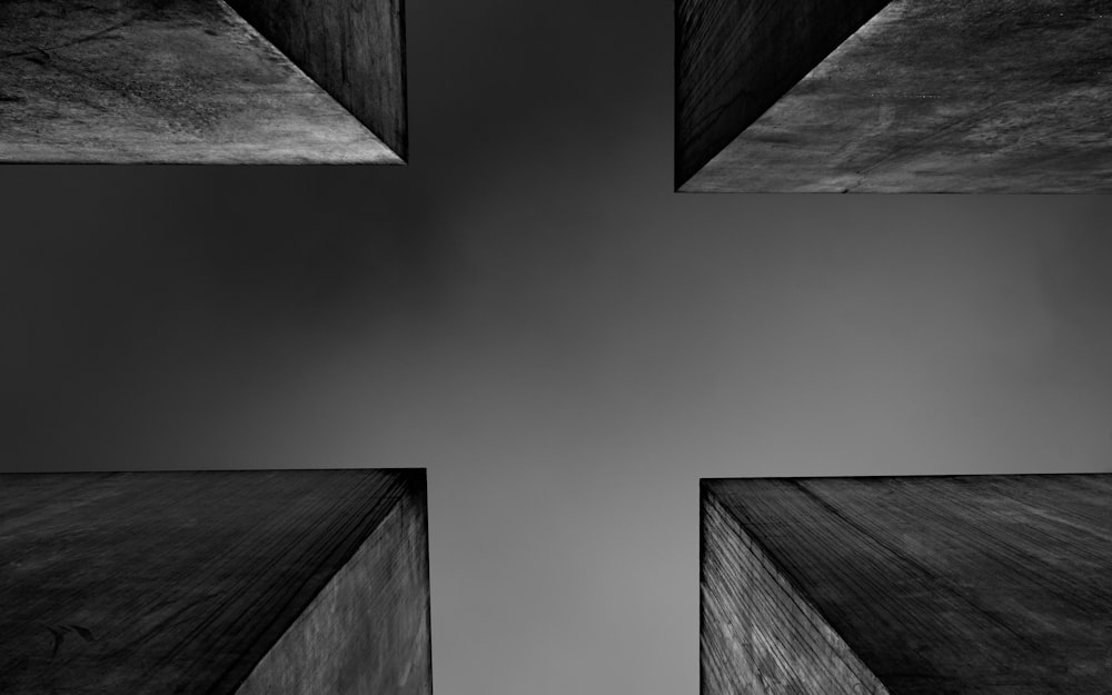 a black and white photo of a cross