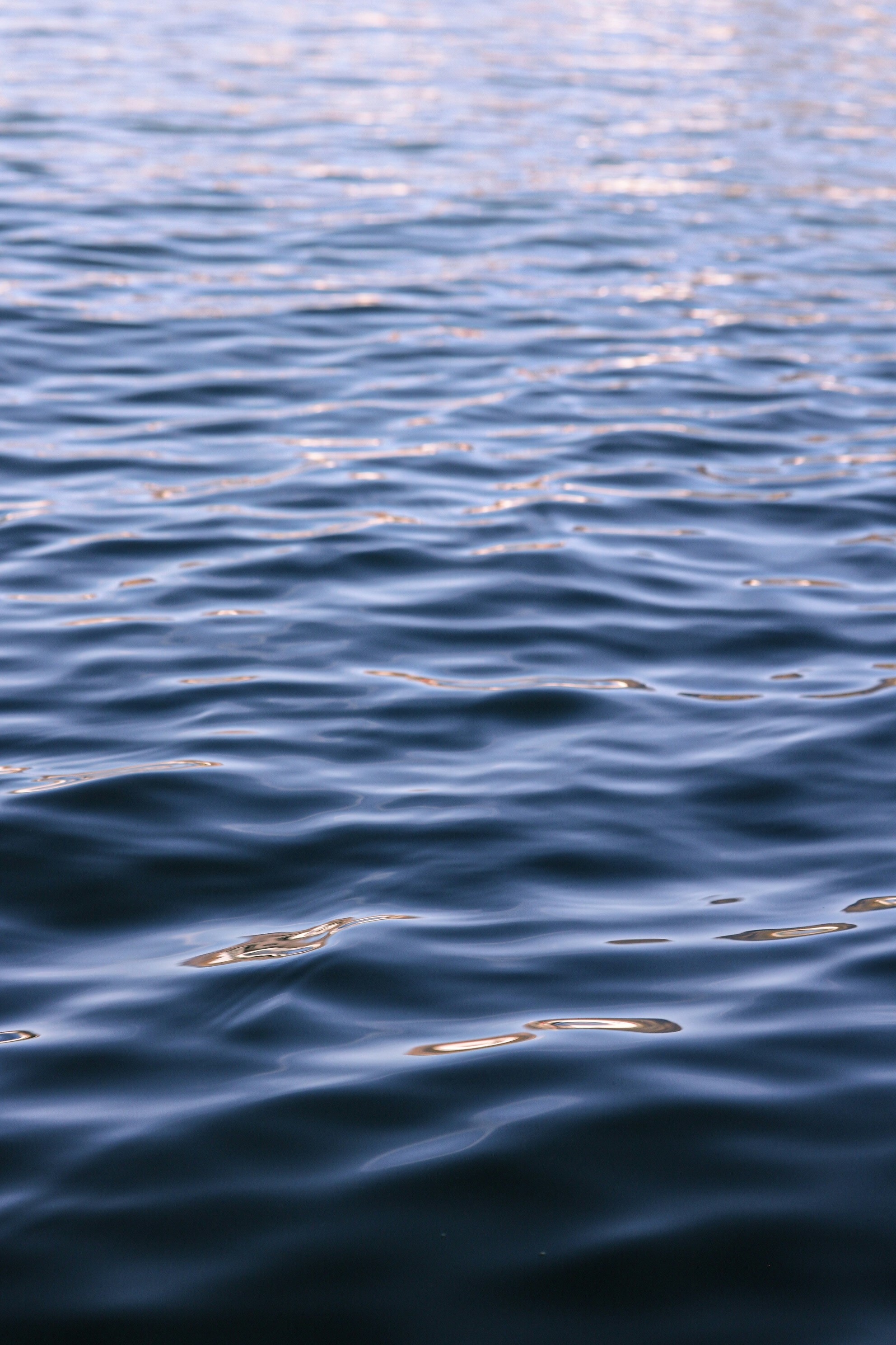 blue water wallpaper, wallpaper, Acne and Swimming: How Salt Water & Chlorine Affect Skin 3