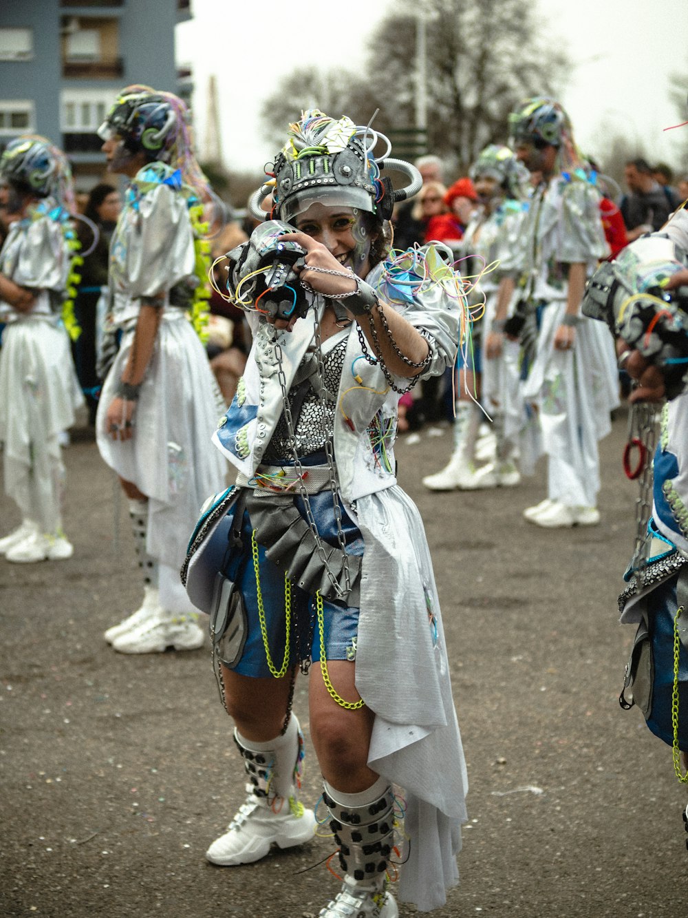 Mujeres Mayores Vestidas Con Disfraces De Vendedoras De Palomitas En El  Desfile De Carnaval Foto de archivo editorial - Imagen de muchedumbre,  mascarada: 174212143