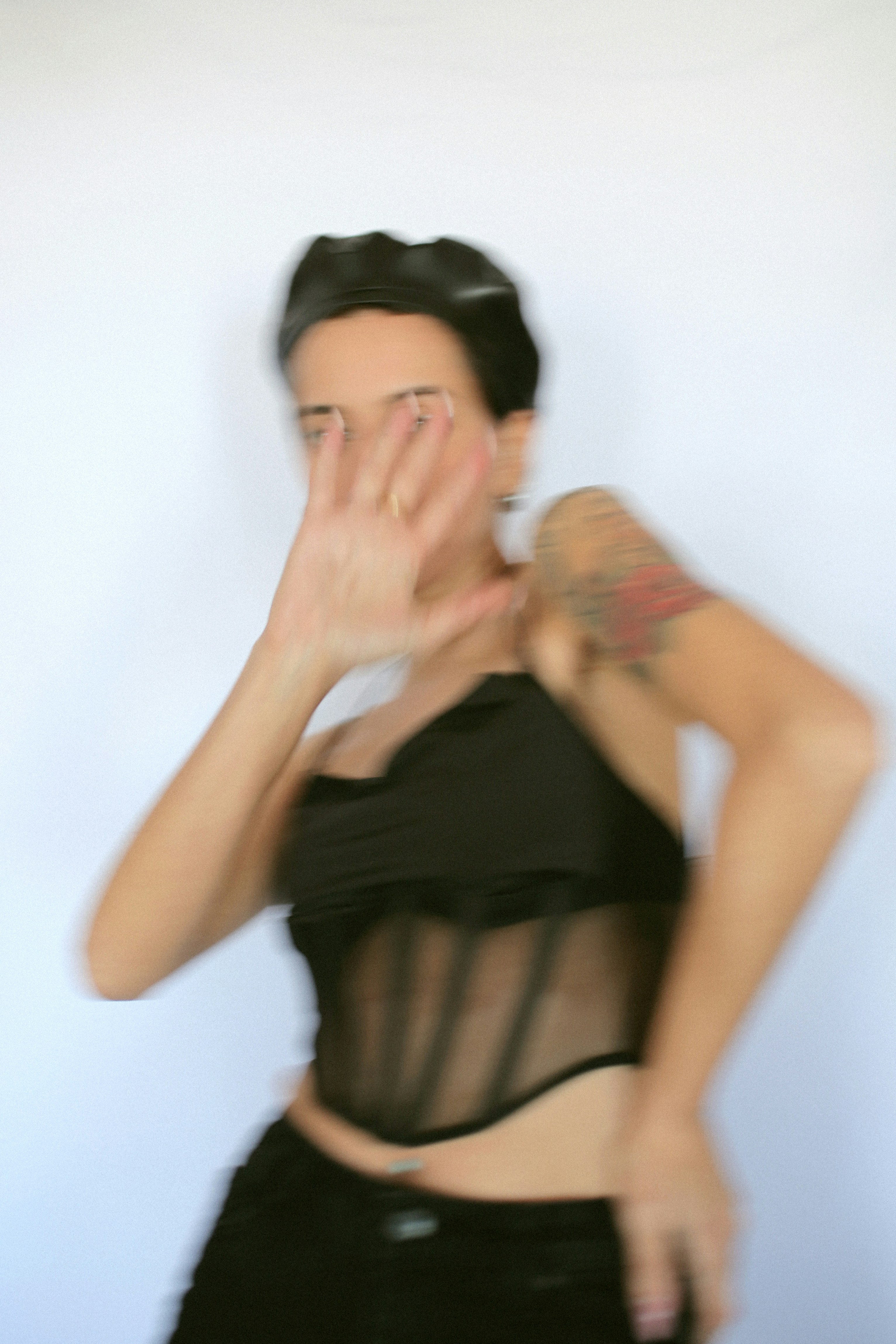 photo-1677069993470-5ef6ecf98d2c?ixid=M3wxMjA3fDB8MXxzZWFyY2h8MTJ8fHh4eCUyMHBvcm5vJTIwd2ViY2FtfGVufDB8fHx8MTc0NjMwMDQ1M3ww\u0026ixlib=rb-4.0.3