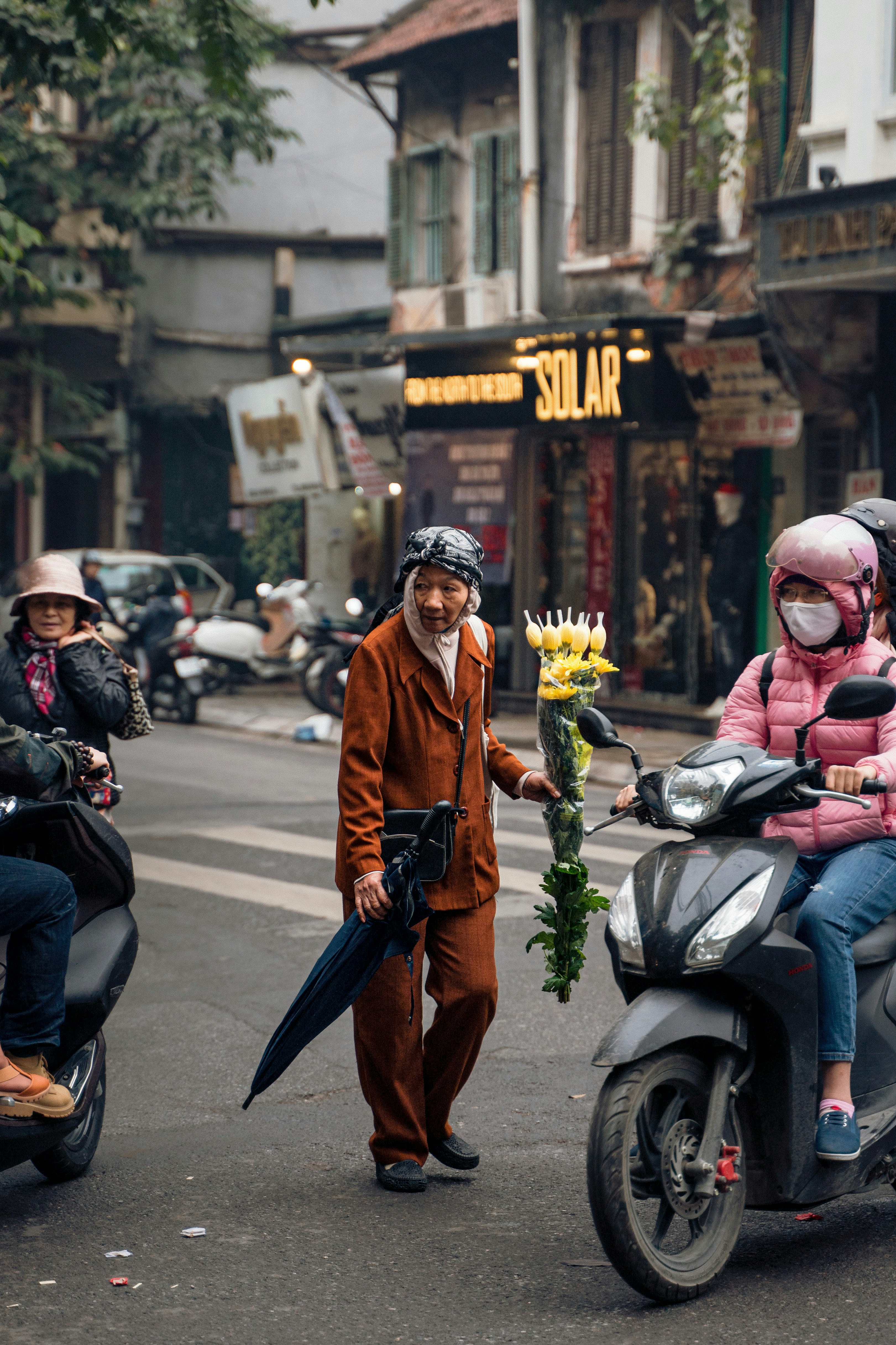 Beyond the Old Town: How to Structure a Full Week
