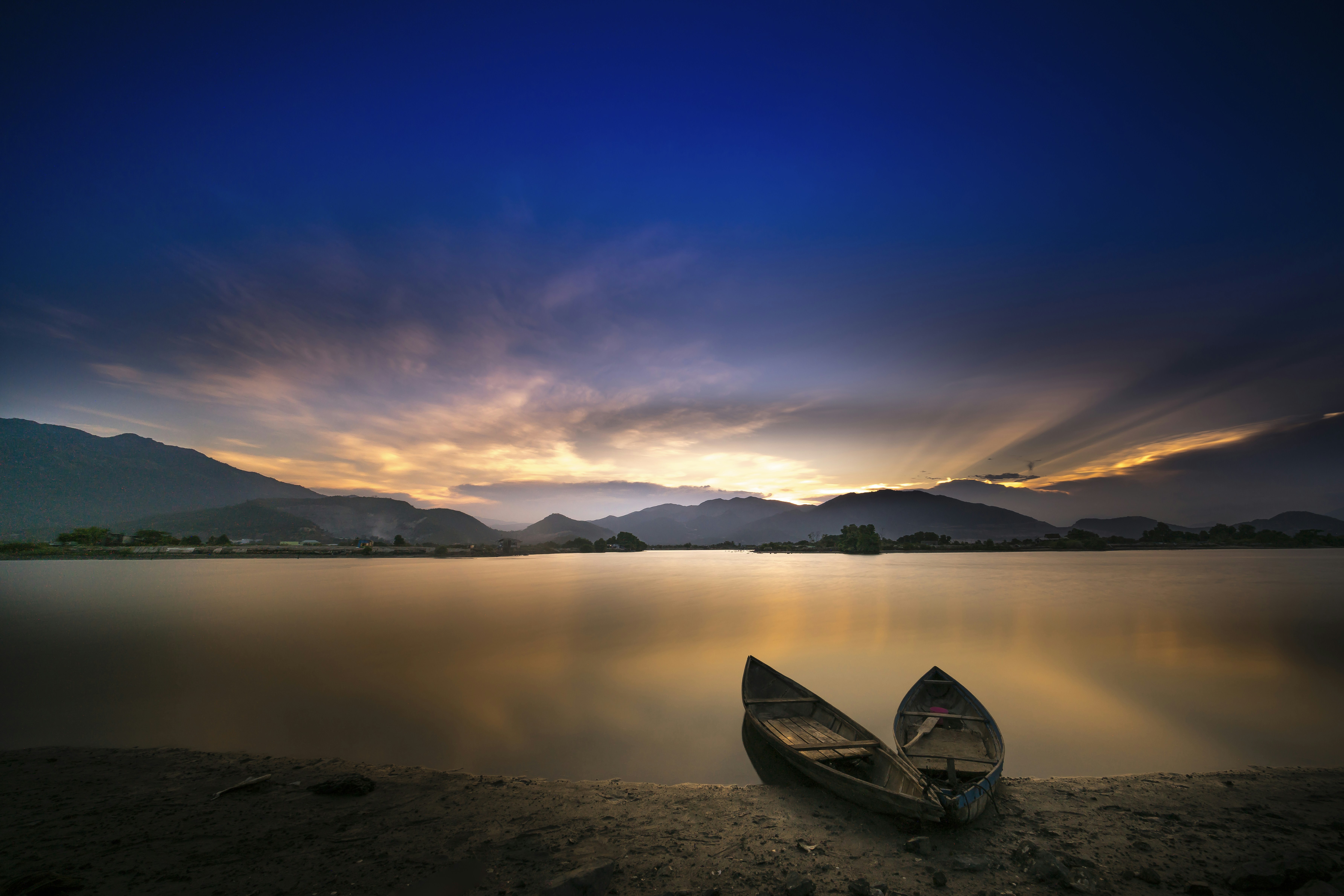 Photo by quangpraha