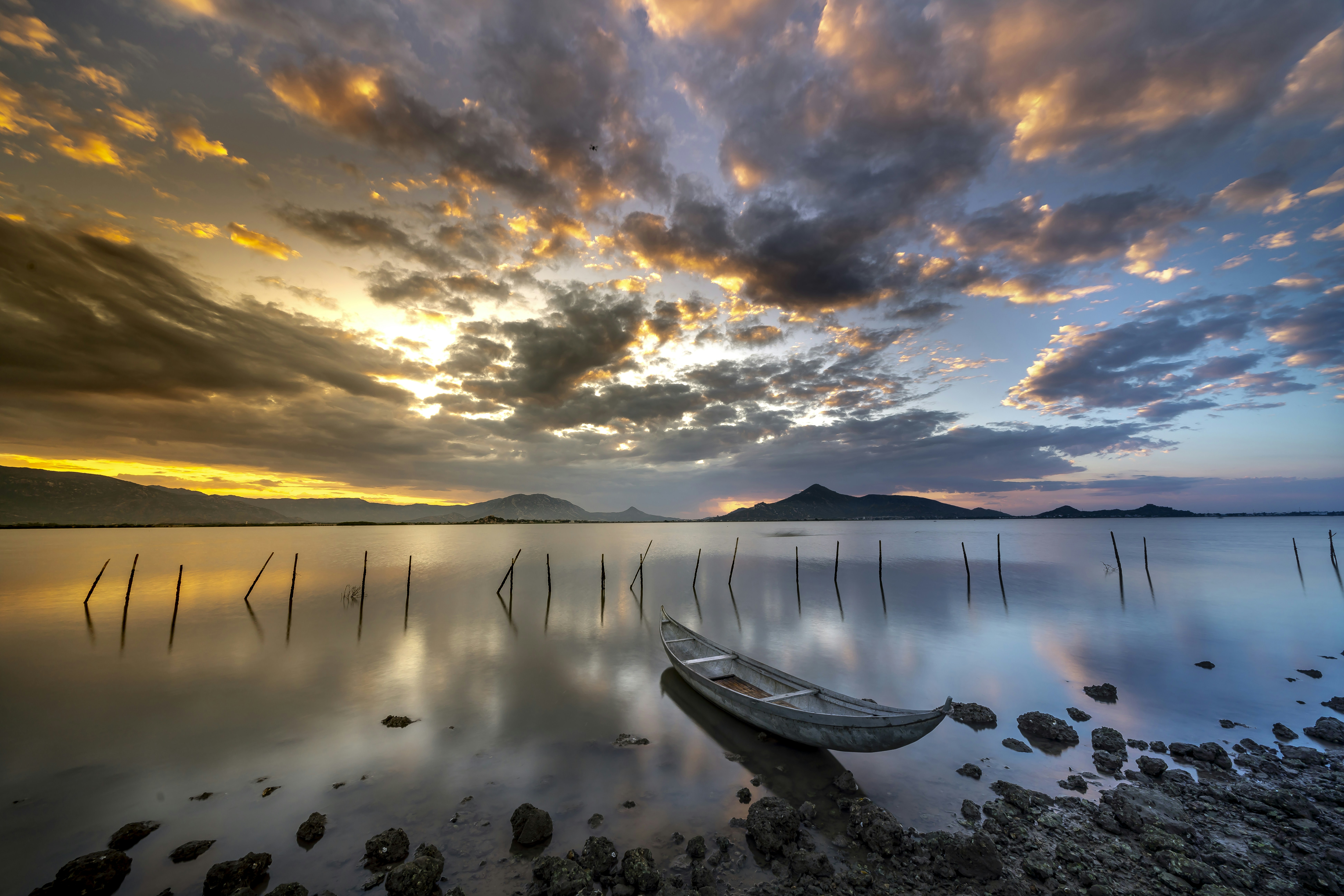 Photo by quangpraha
