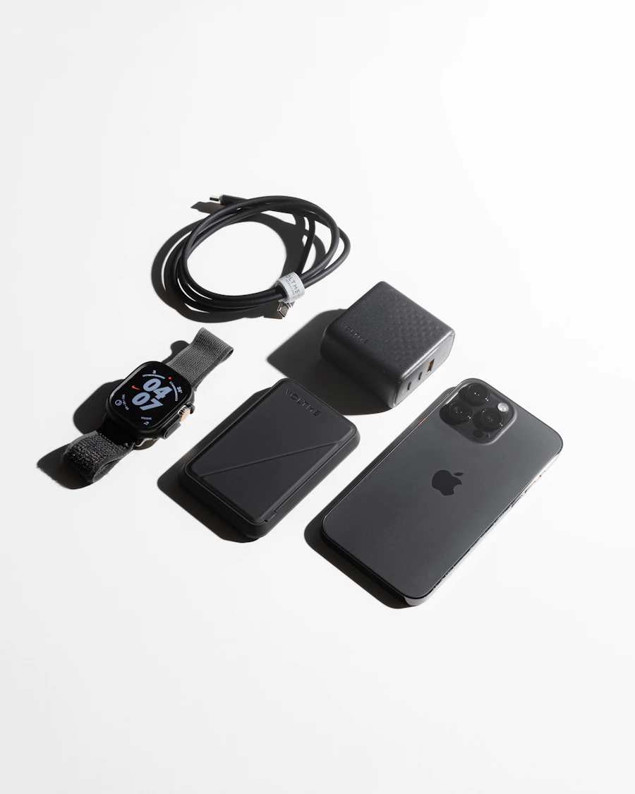 Cargadores, cable y batería MagSafe en negro