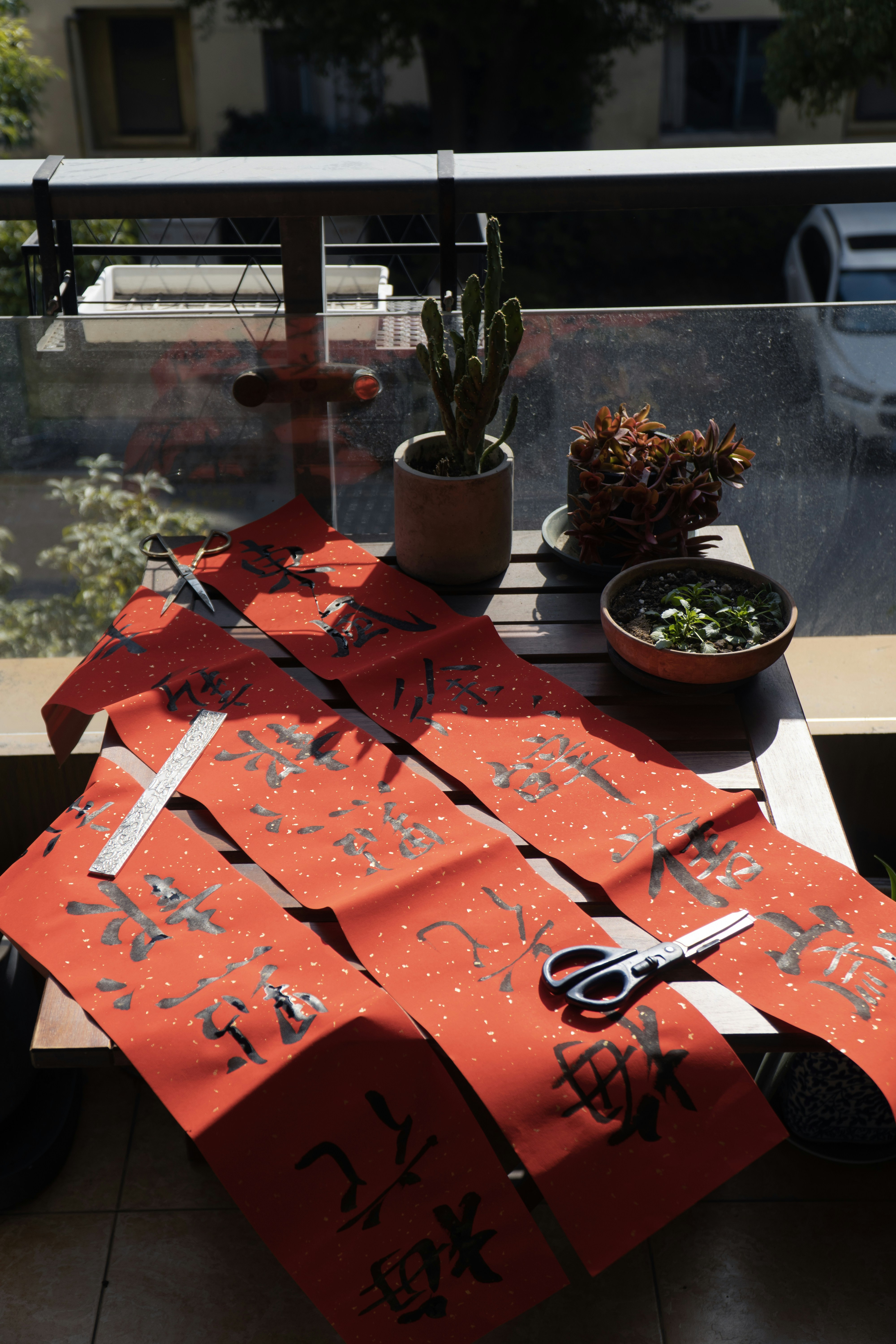 a table that has some scissors on it