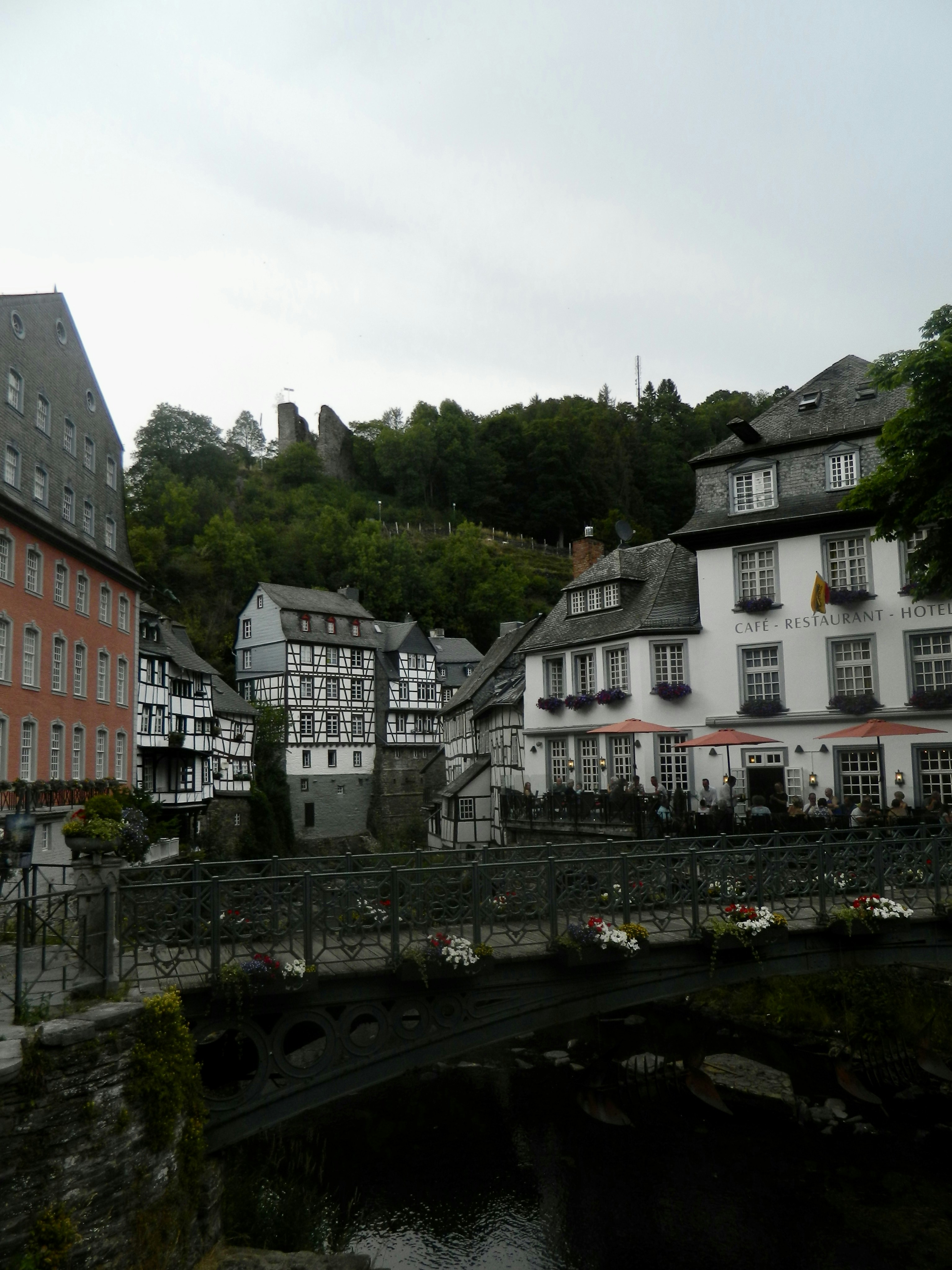 Photo by ezgideliklitas