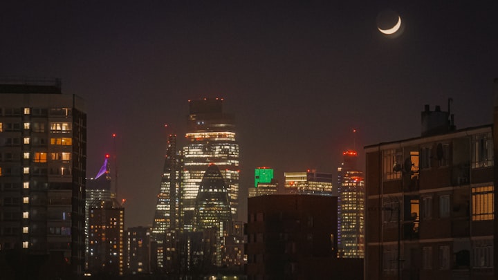 Luxury Gifts: Handbags and Fashion