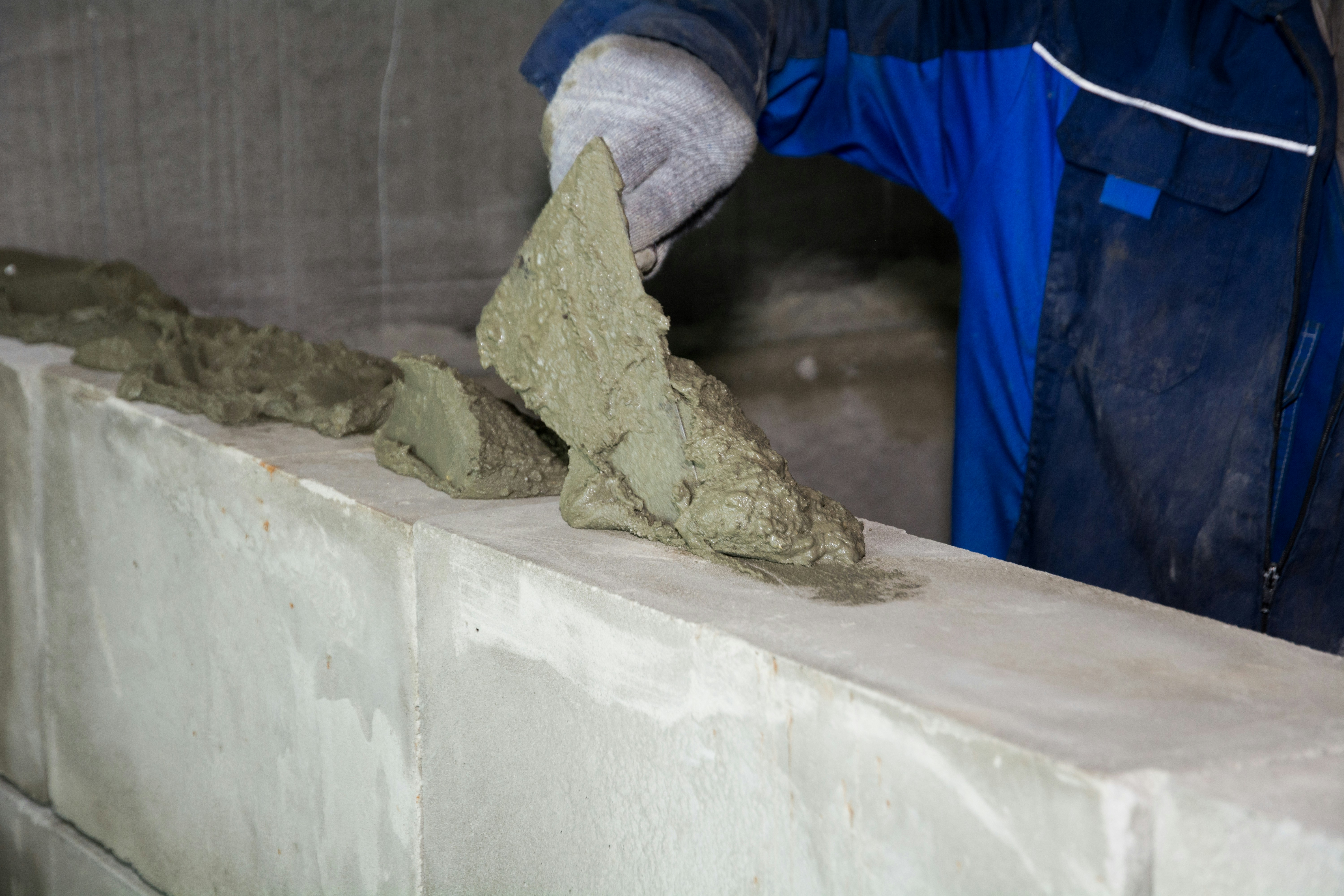 Strong Tile Adhesive