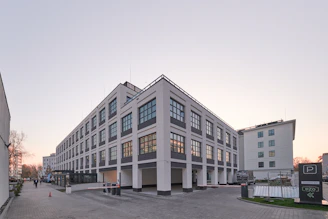 a large building with a lot of windows
