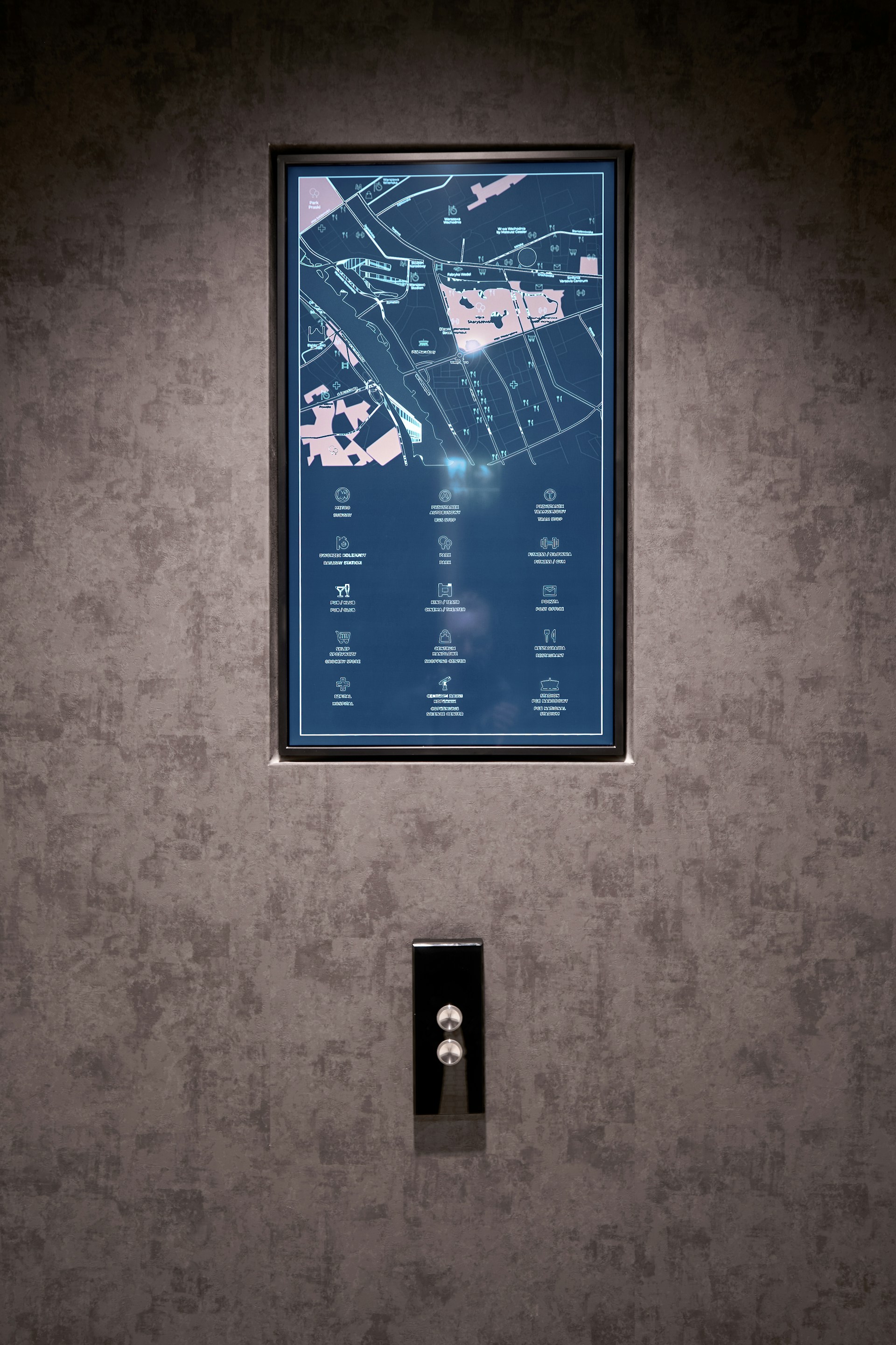 gray computer monitor