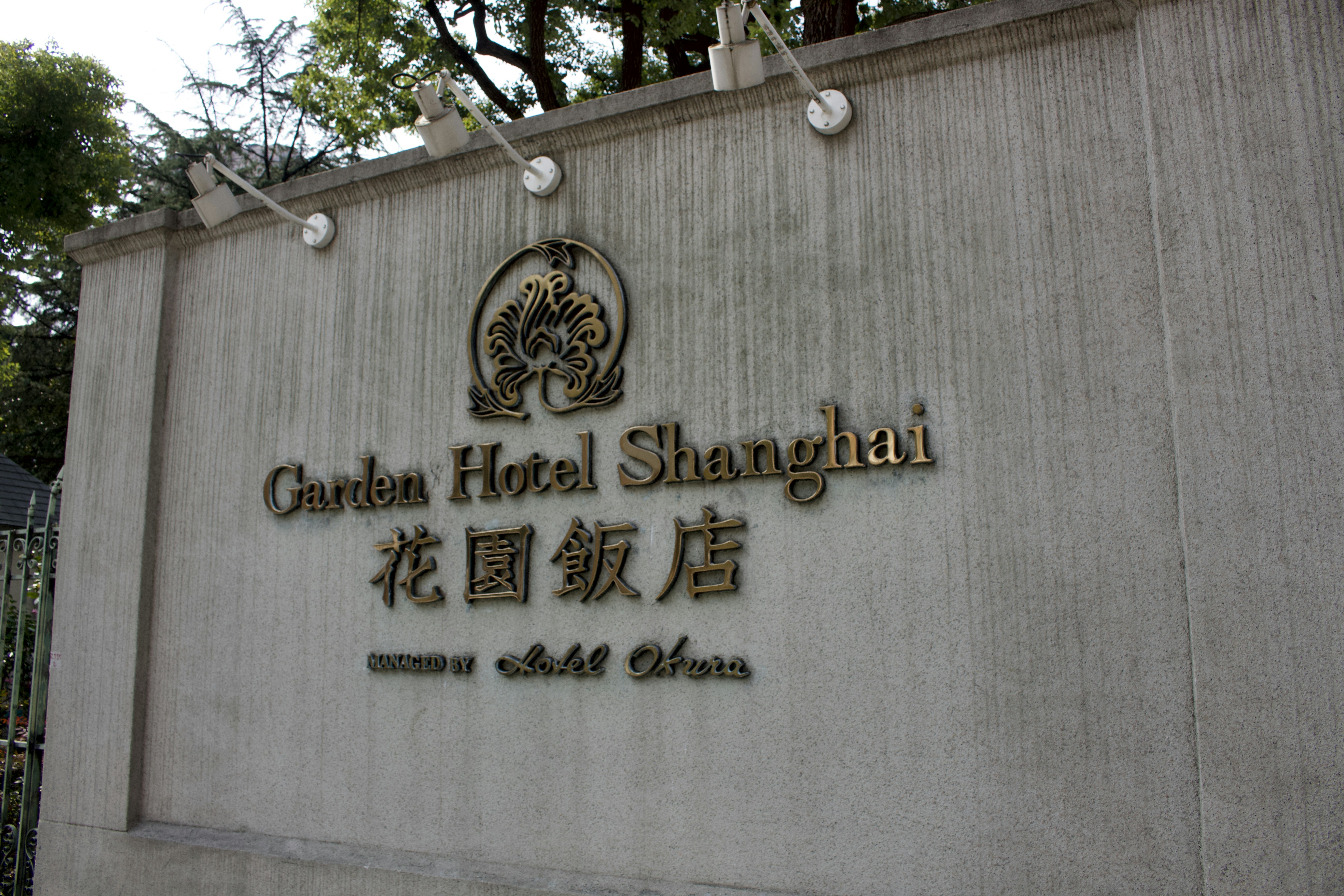 photo-1677321784270-f1a1323dc60a?crop=entropy&cs=tinysrgb&fit=max&fm=jpg&ixlib=rb-4.1.0&q=80&w=1080