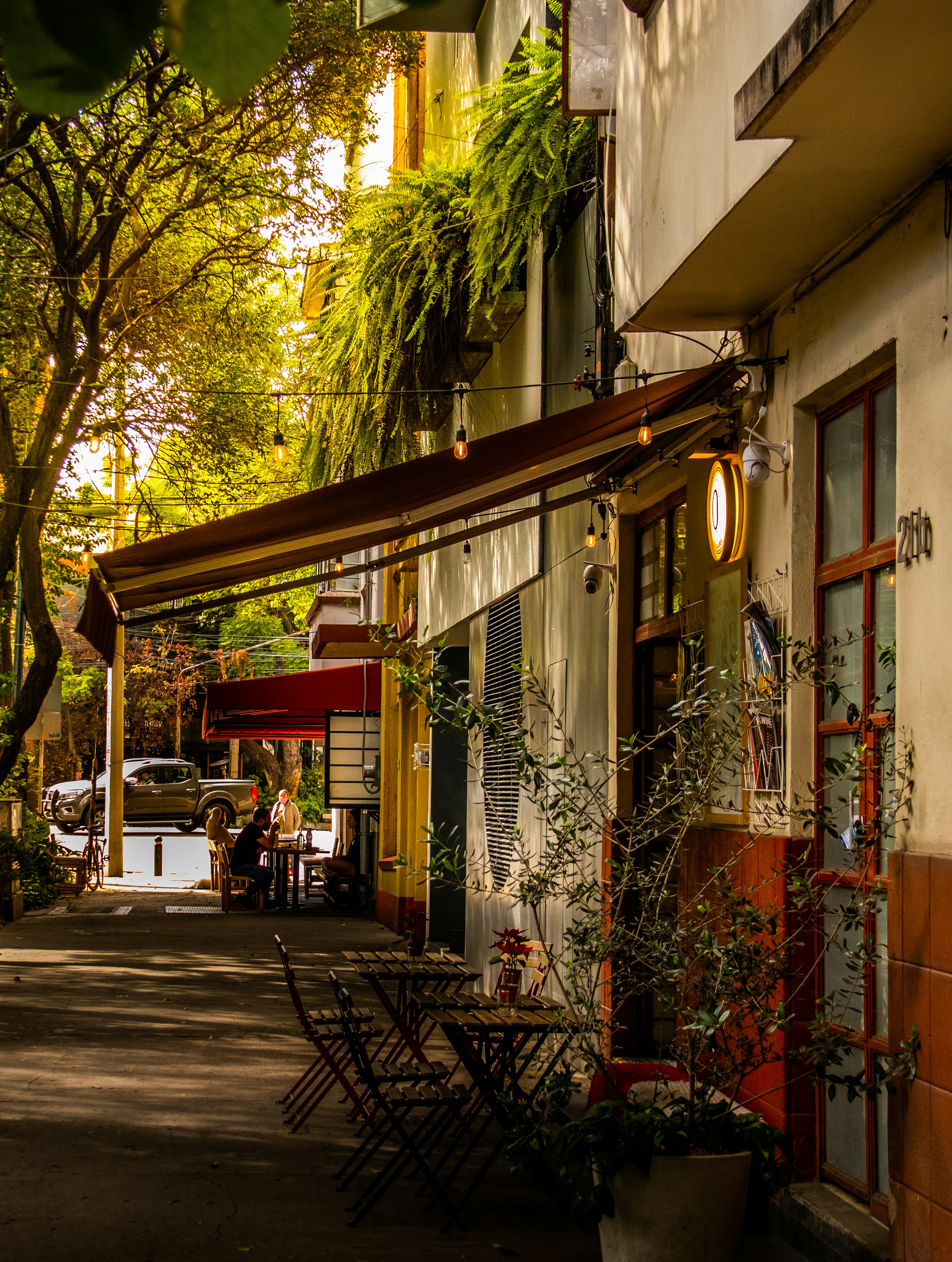 raveling solo for the first time? Mexico City is a great place to start.