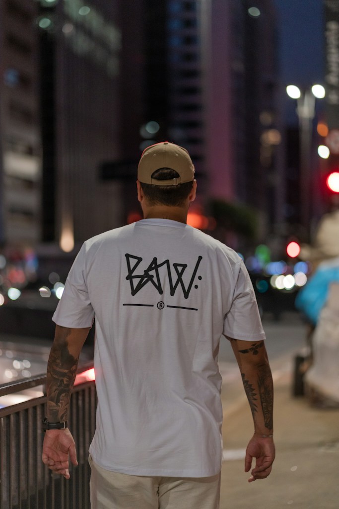 Viral Graffiti Tee