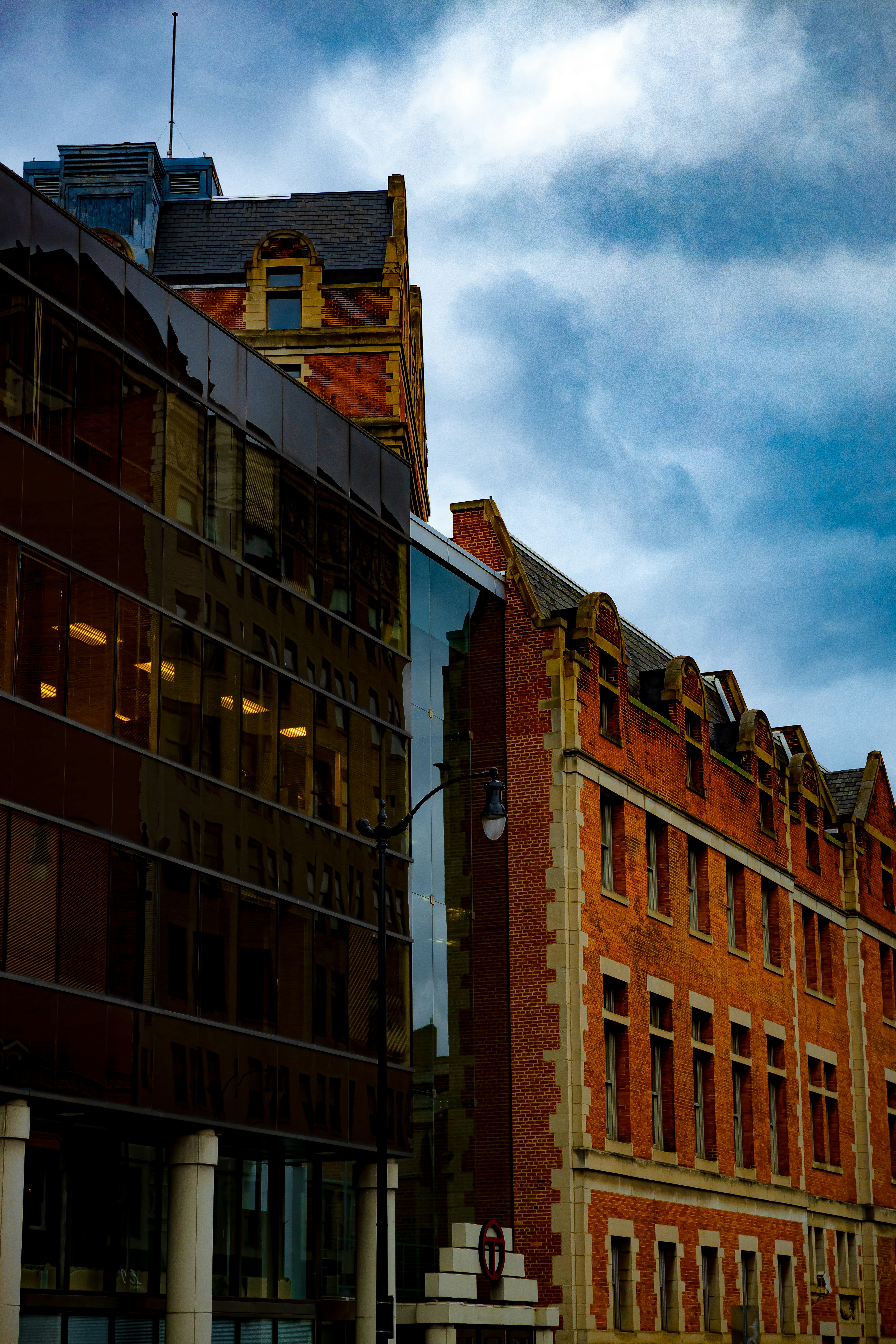 Photo by nottonytong