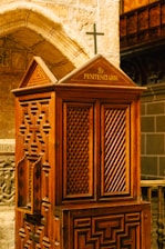 Confesionario 2