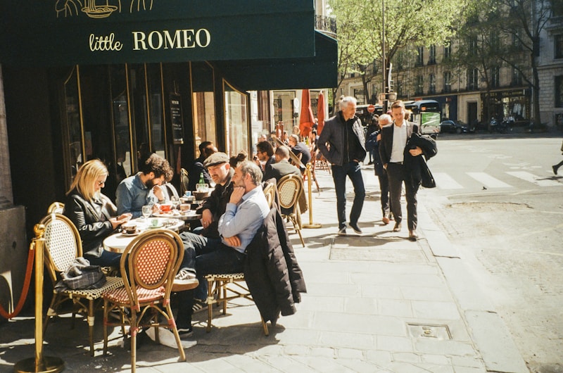 Rencontre chic en terrasse d’Anvers