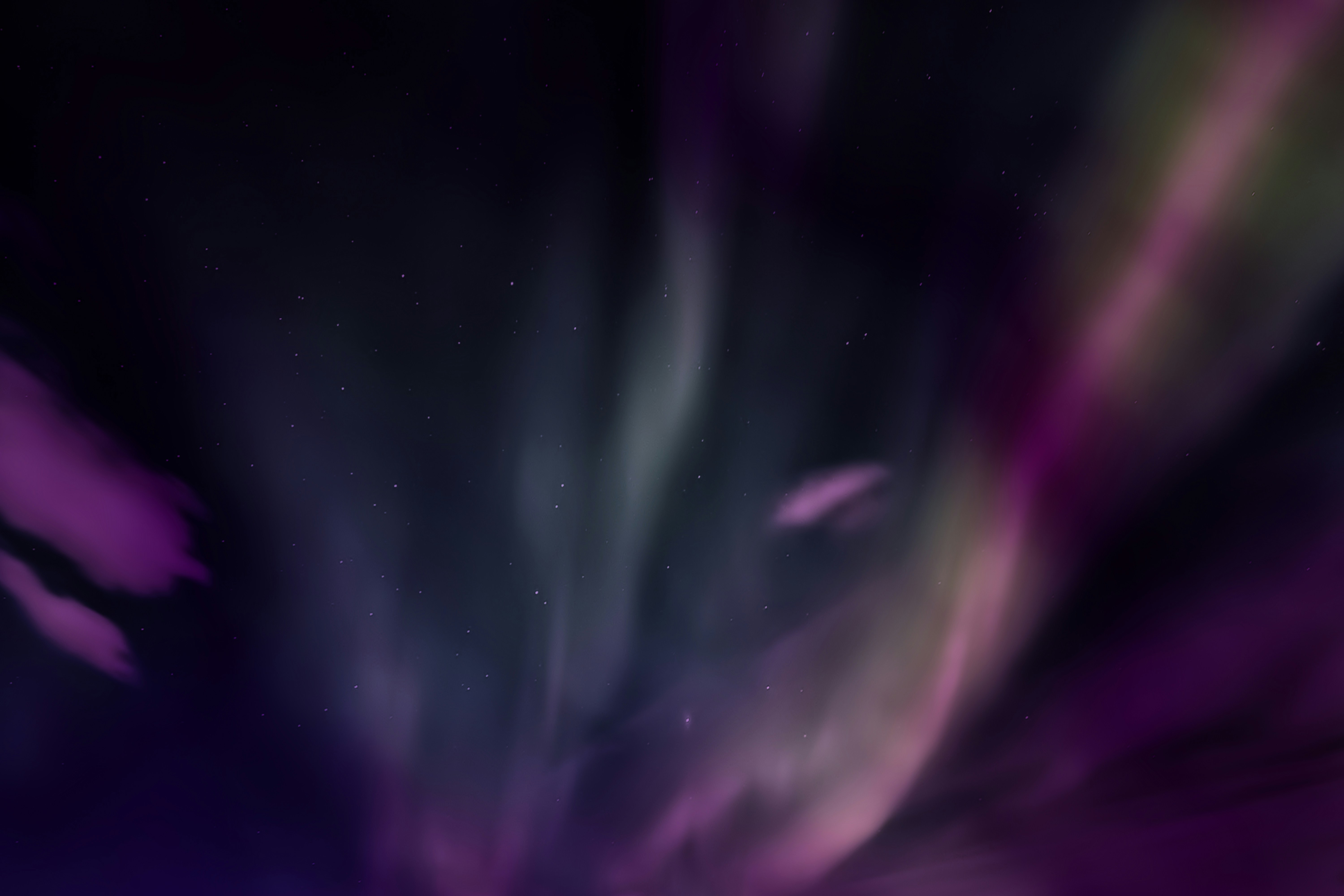 Neptune’s Surprising Glow: Auroras Beyond the Poles