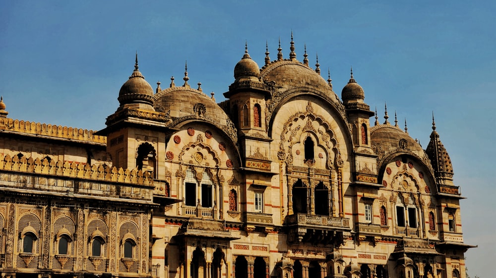 a large building with a clock on the front of it