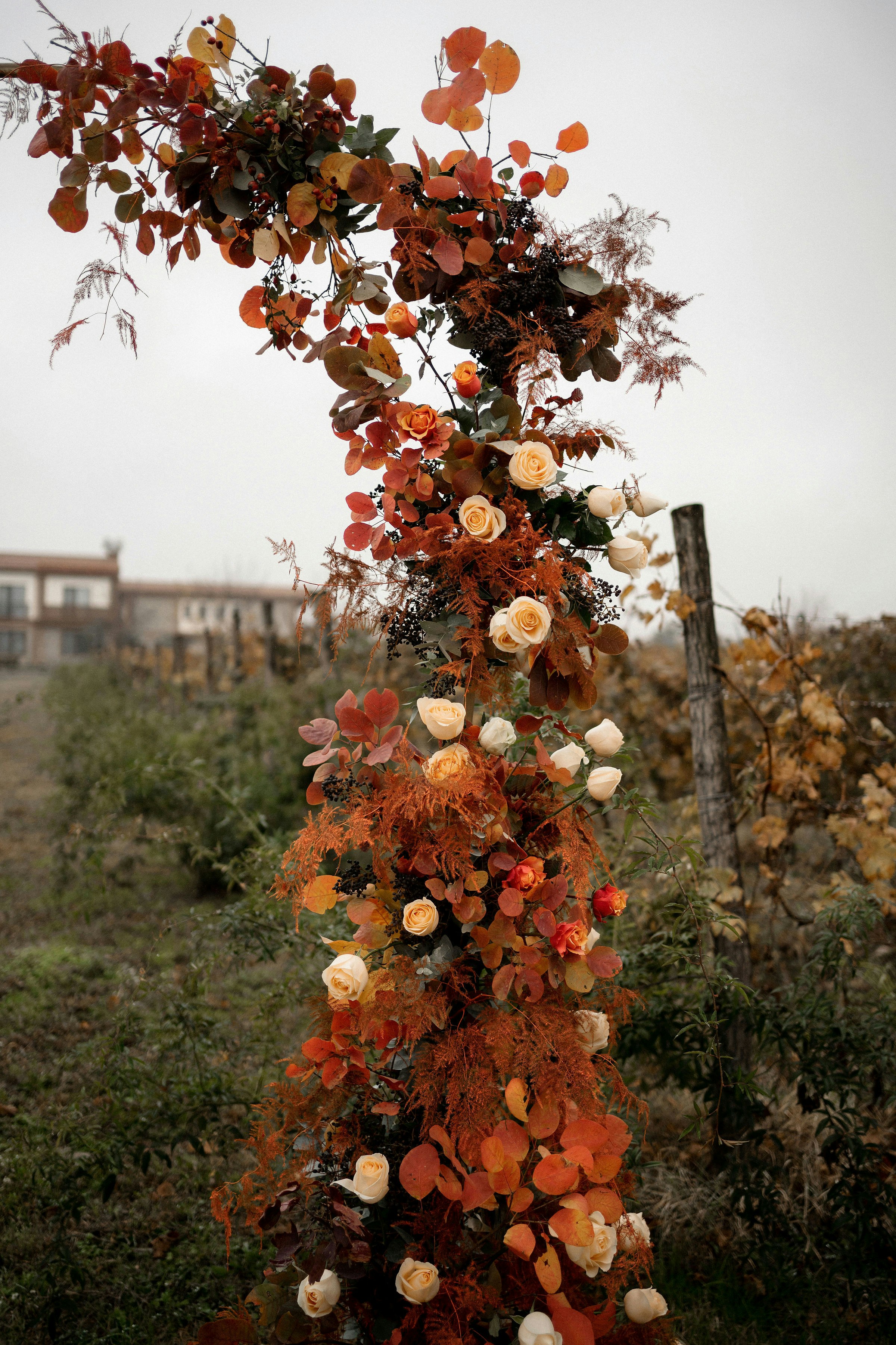 fall wedding wallpaper, wallpaper, Fall Wedding Color Schemes: Top Ideas for 2025 1