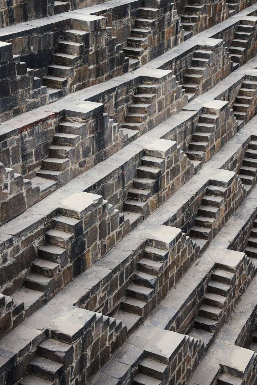 a bunch of stone blocks sitting on top of each other