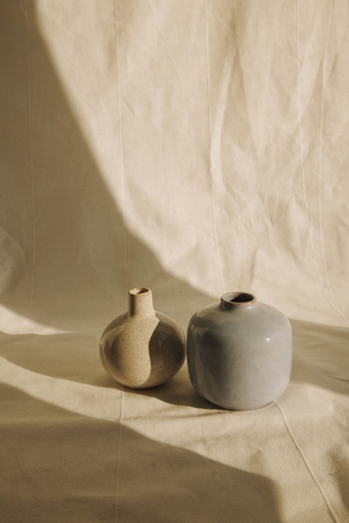 Glazed vessels by Tamara Harhai on Unsplash