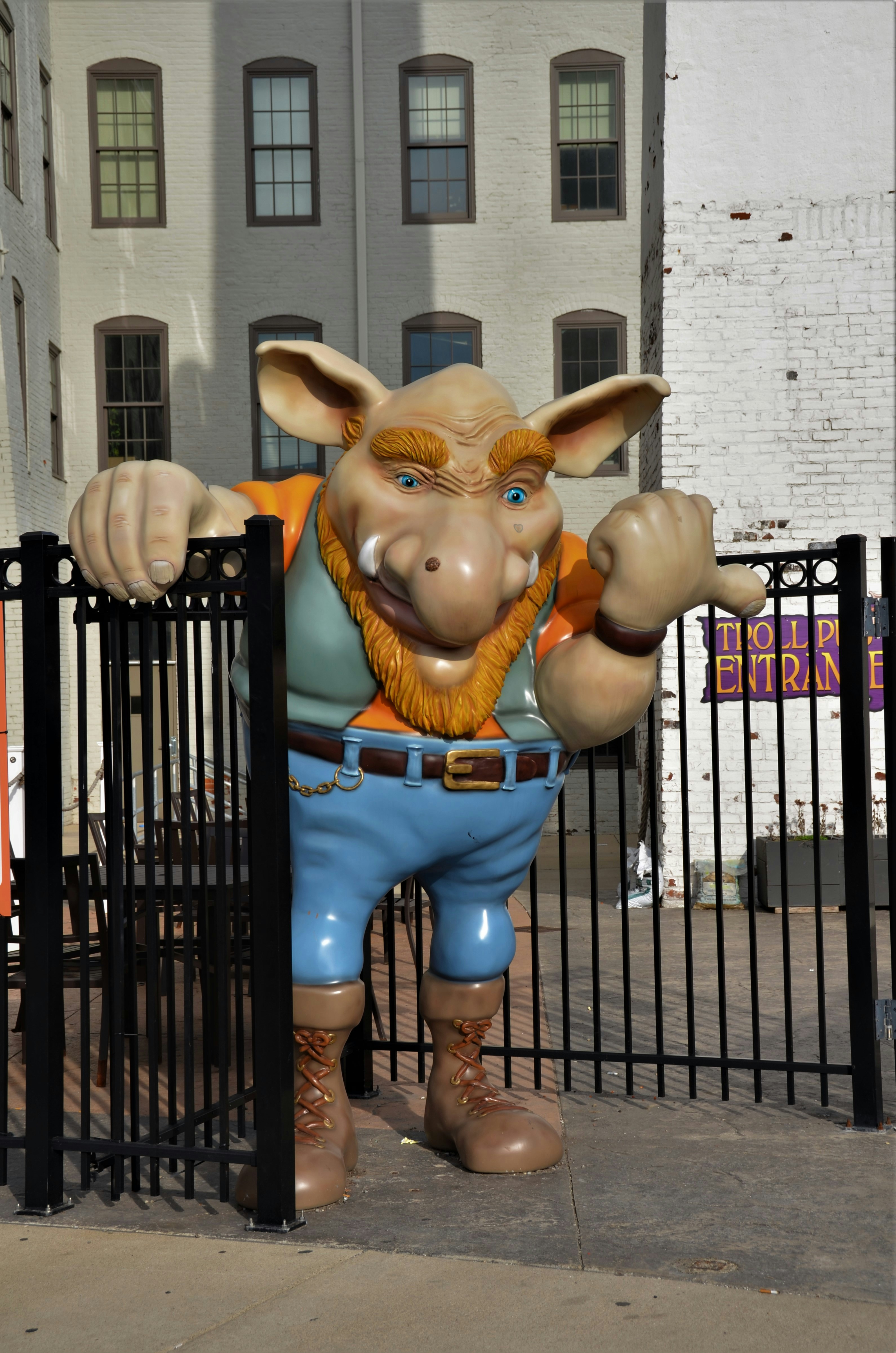 ตำนานที่เล่าขานเกี่ยวกับอมนุษย์ สิ่งมีชีวิตในนิทาน: โทรลล์ (troll)