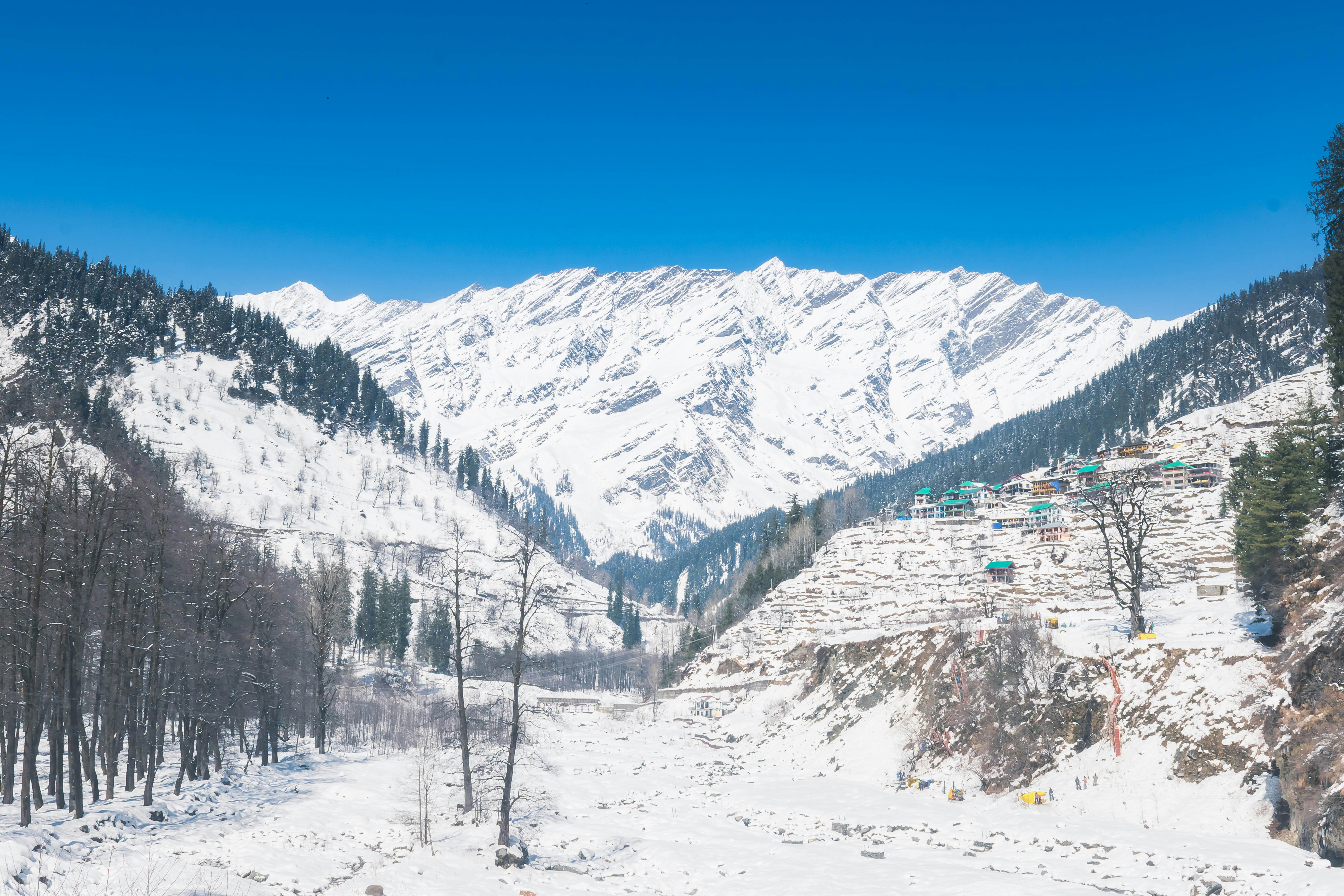 Image credit: Aditya Chache via unsplash
Image of Solang Valley, popular tourist attraction in Himachal Pradesh