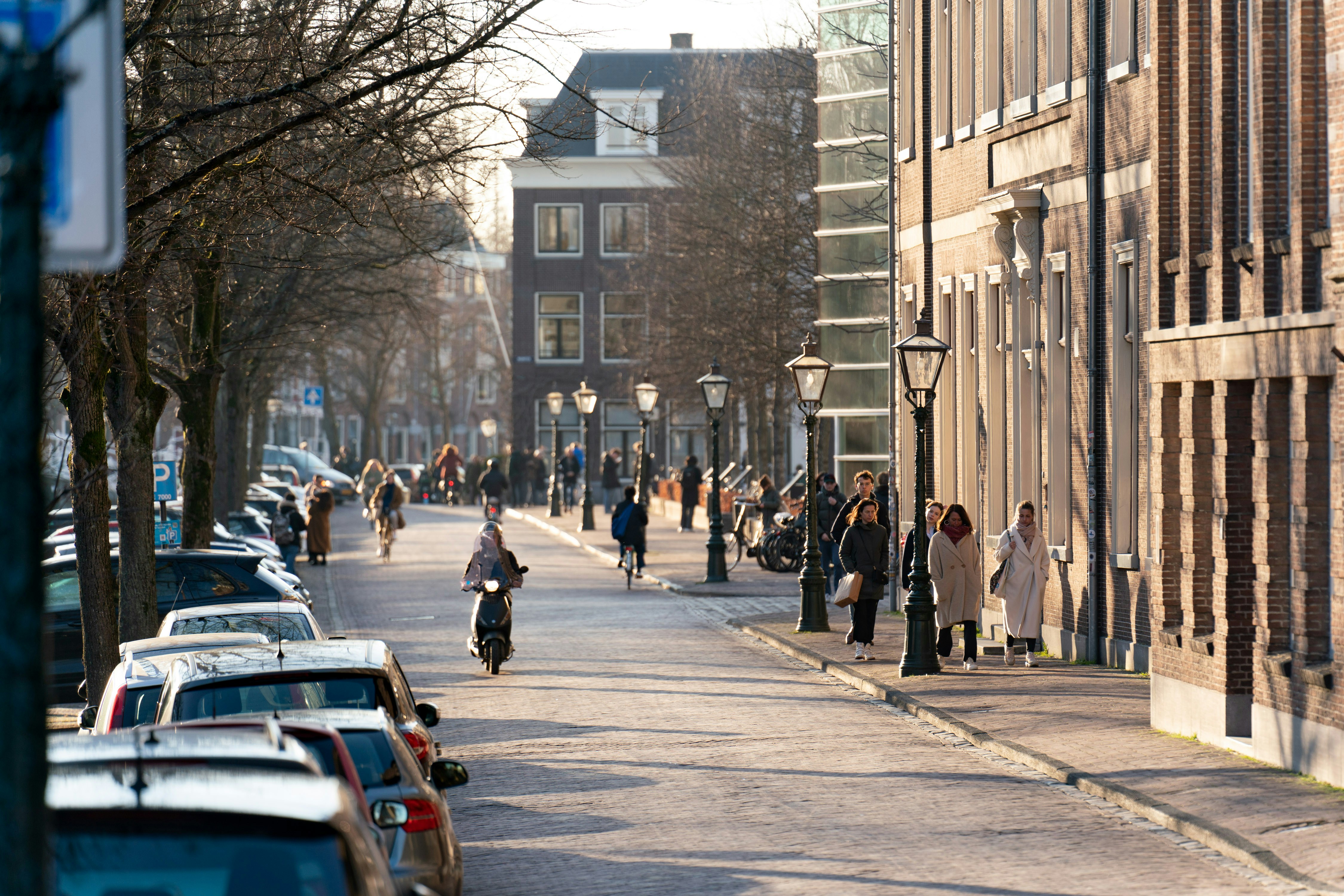 busy street scene on lawrence avenue - lawrence place