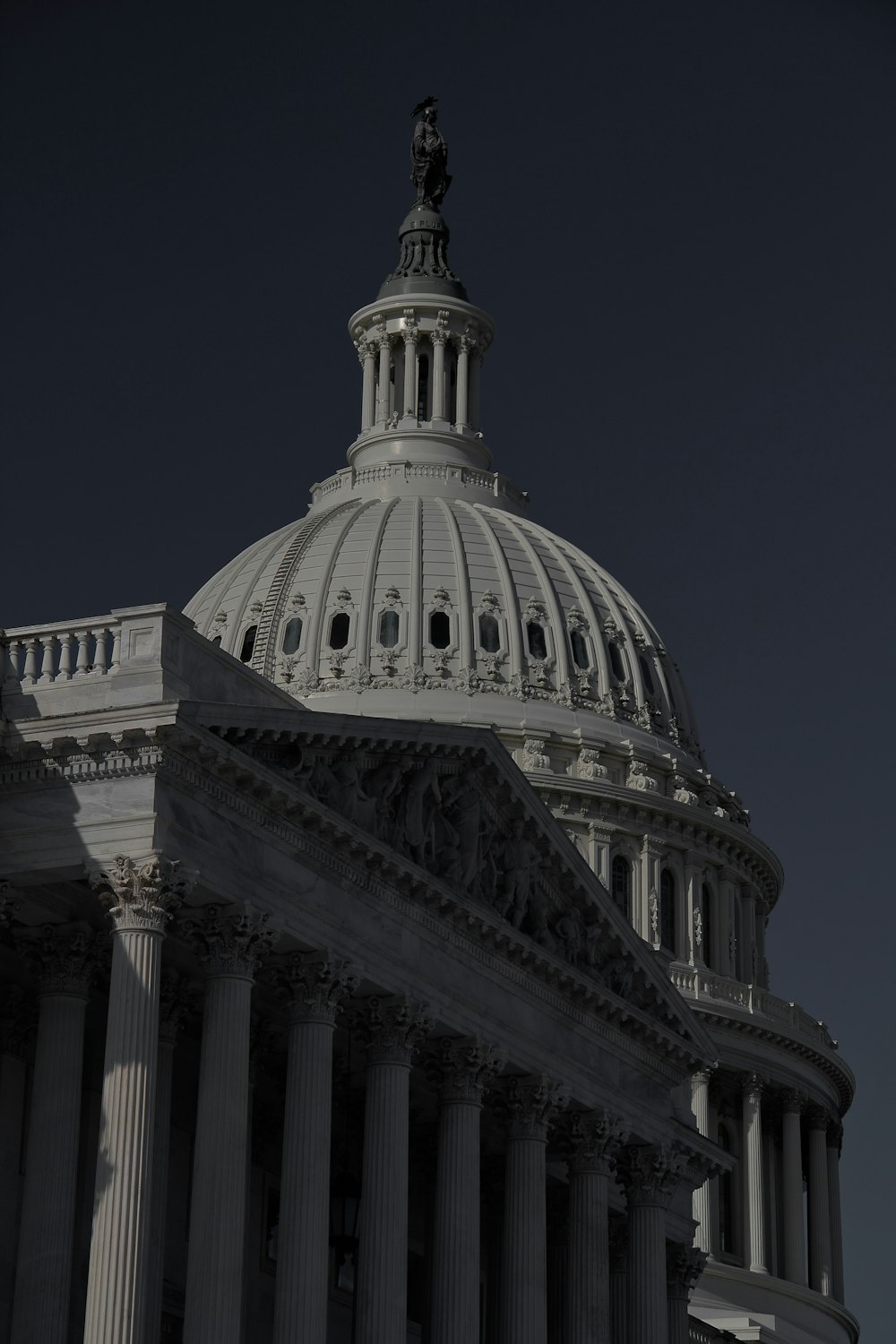 the dome of the u s capitol building