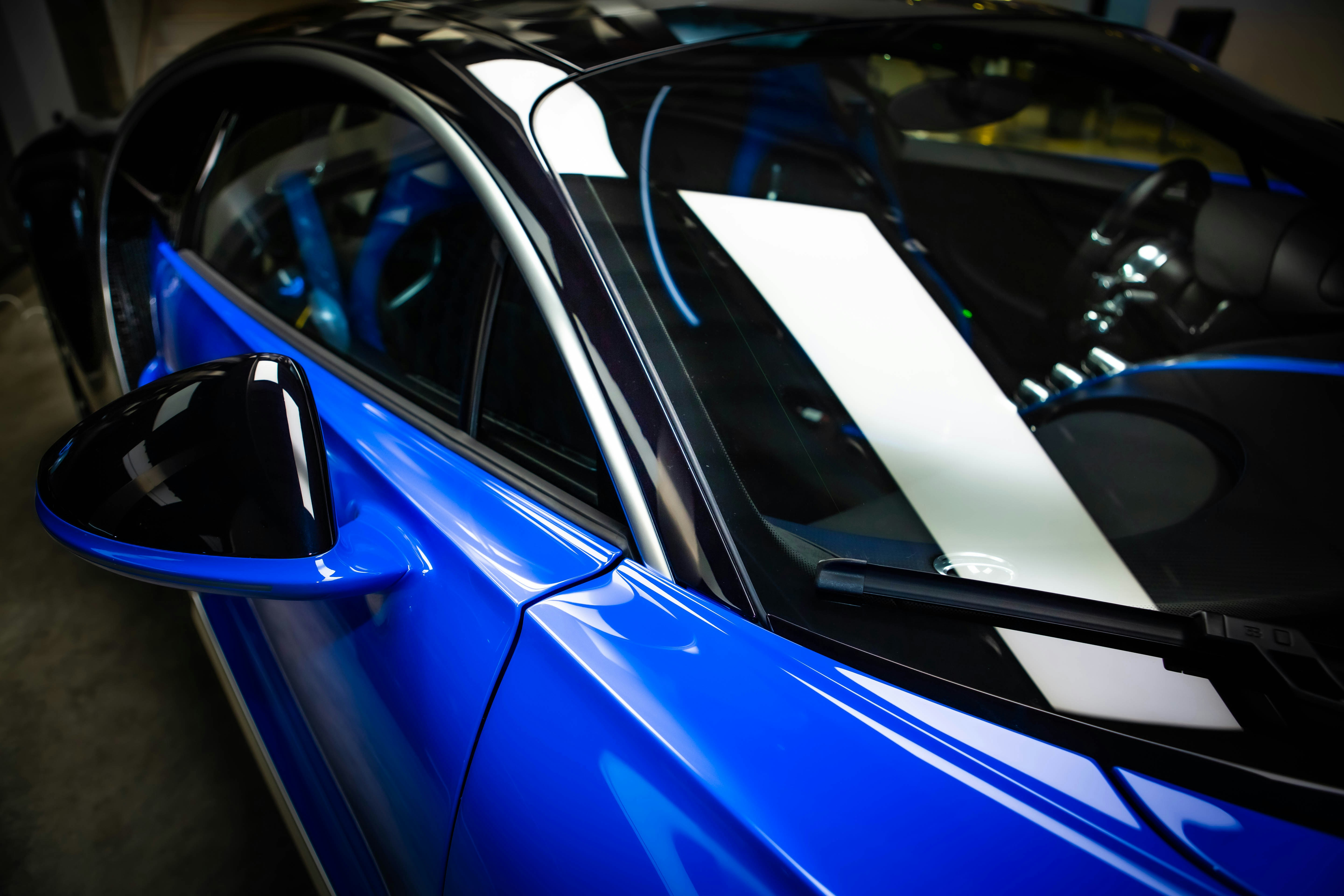 Photo by mackymendenilla